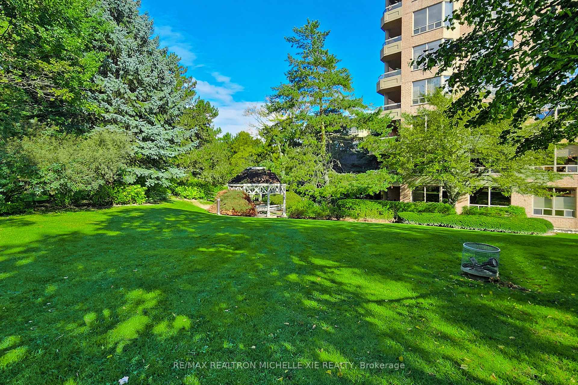 1200 Don Mills Road 101, Toronto, ON M3B 3N8
