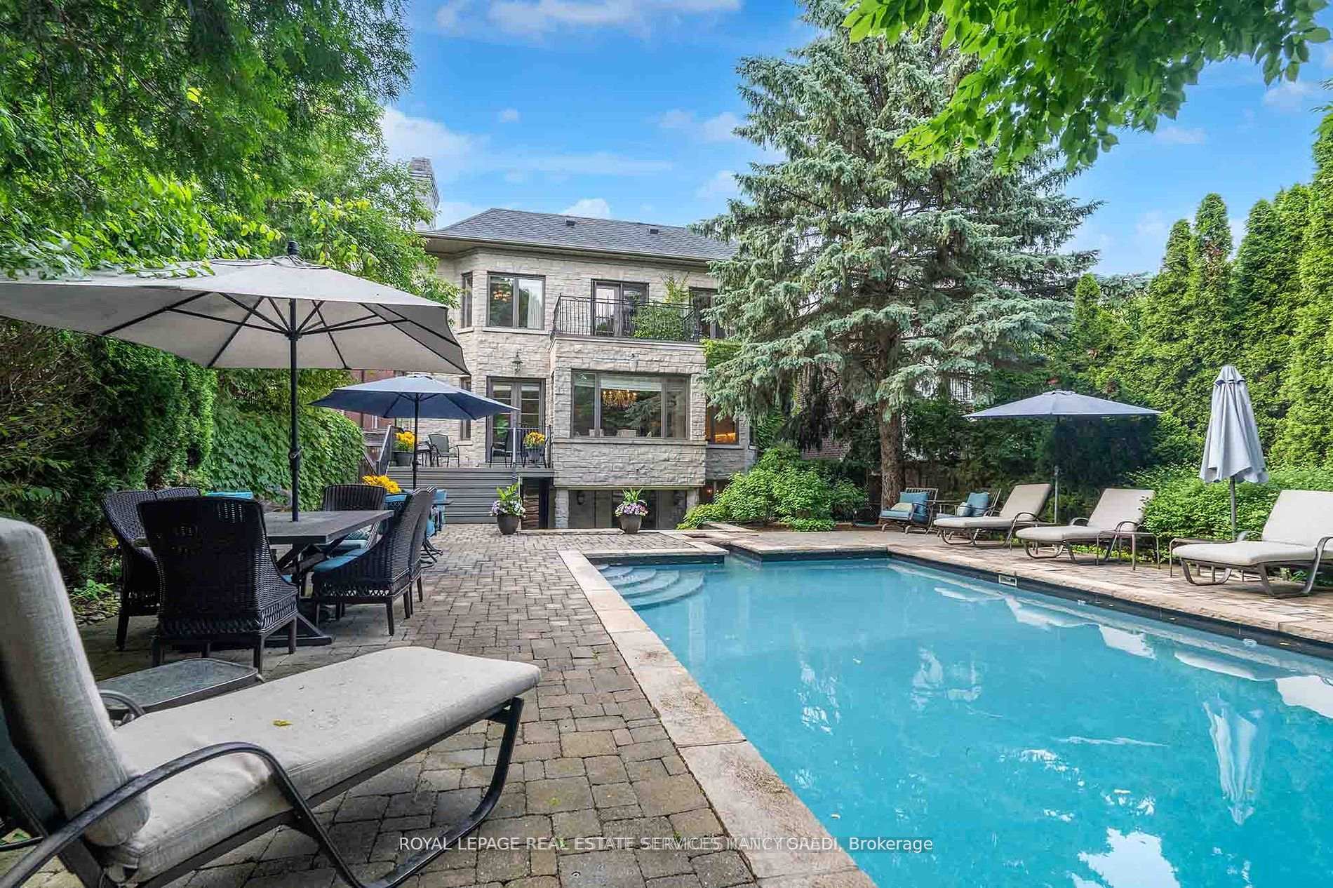 135 Buckingham Avenue, Toronto, ON M4N 1R5
