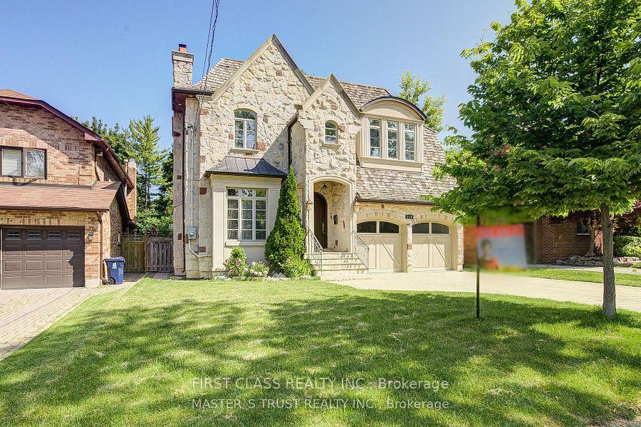 216 Parkview Avenue, Toronto, ON M2N 3Y8