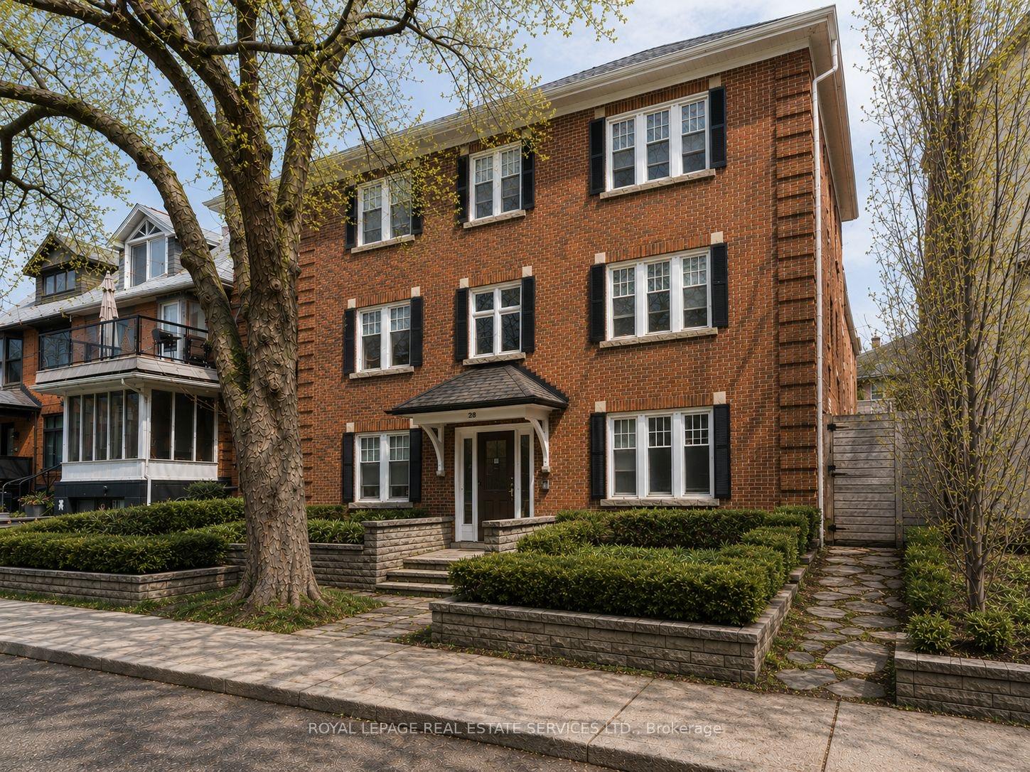 28 Macpherson Avenue, Toronto, ON M5R 1W8