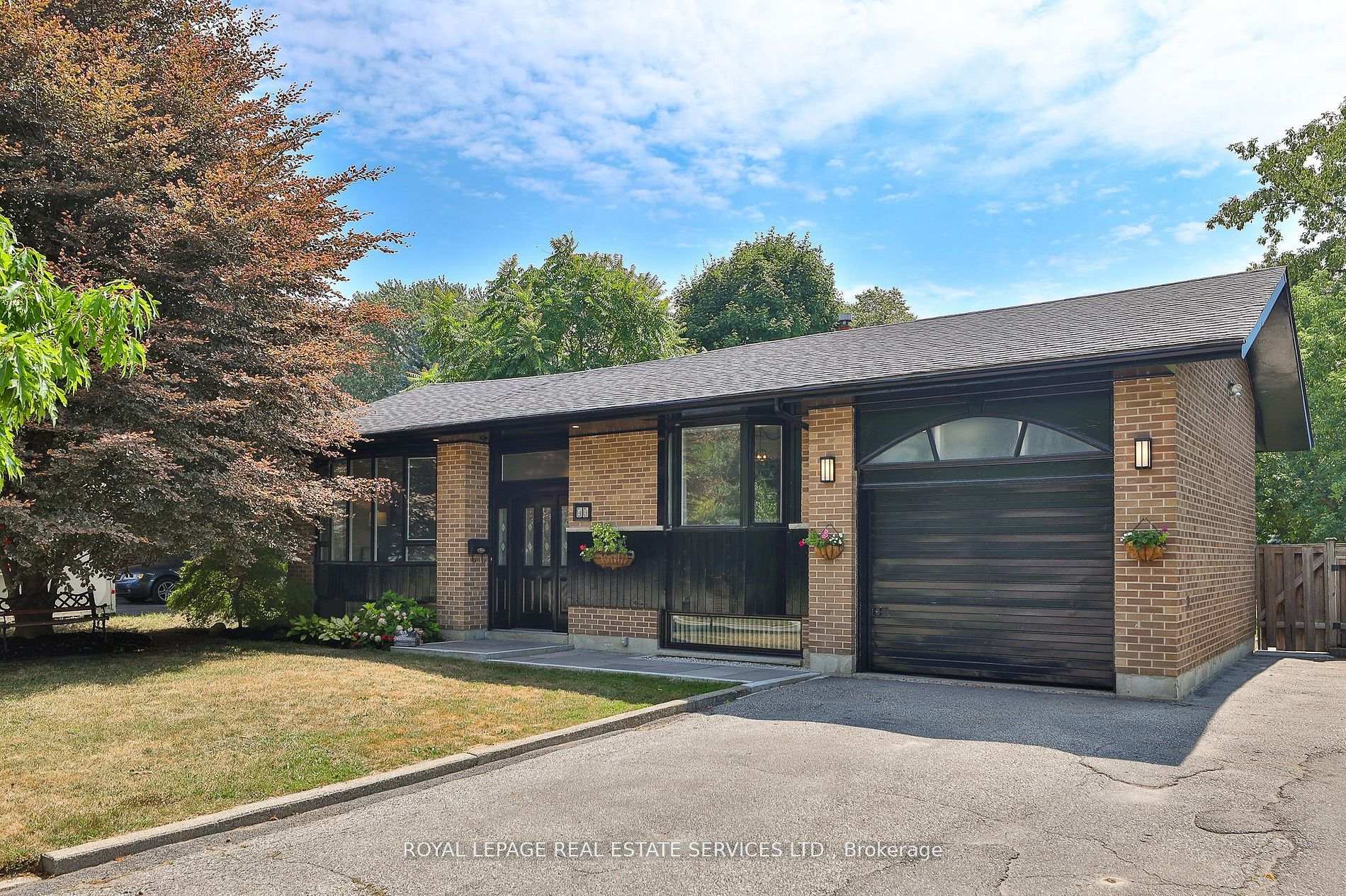 45 Doonaree Drive, Toronto, ON M3A 1M5