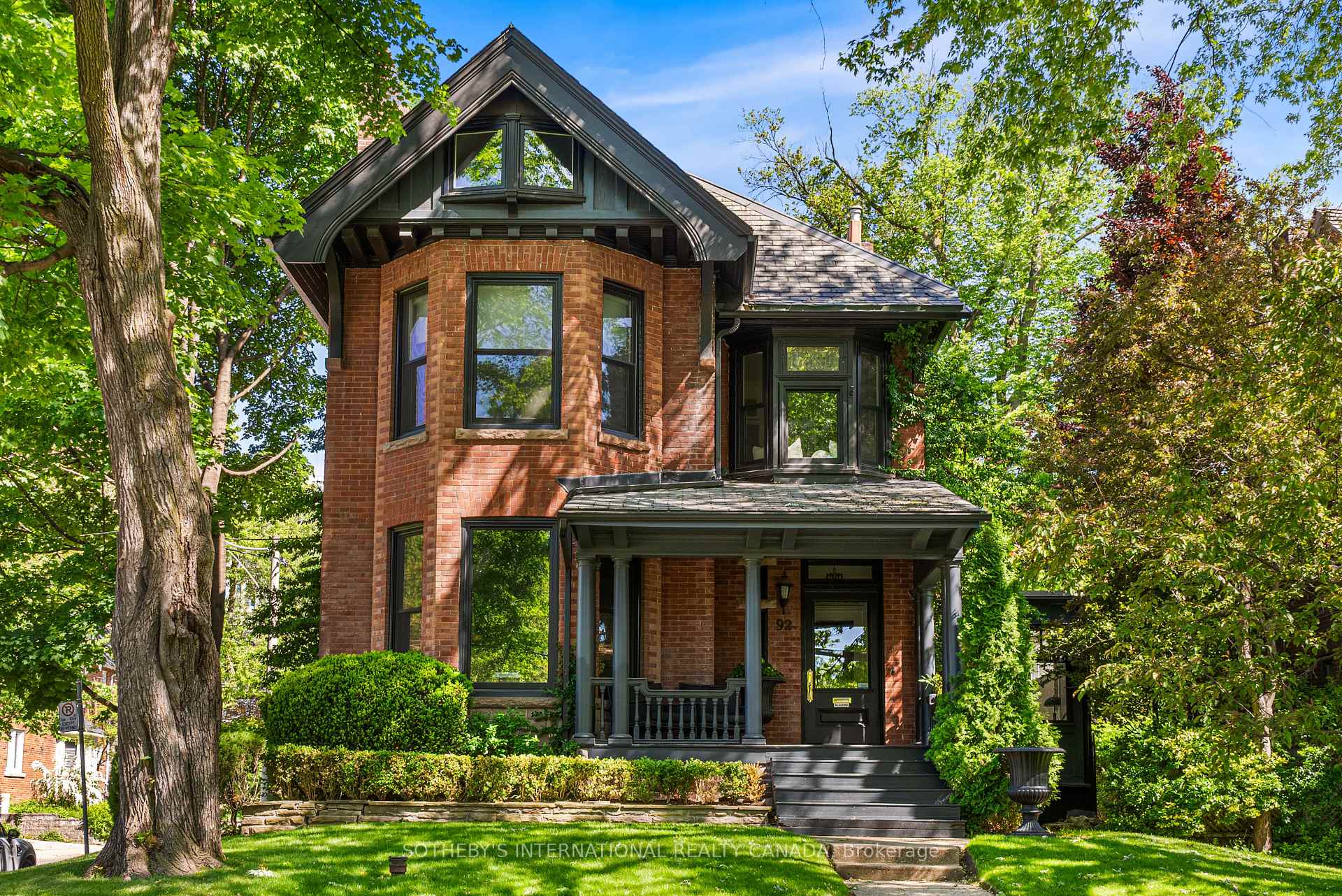 92 Woodlawn Avenue, Toronto, ON M4V 1G7