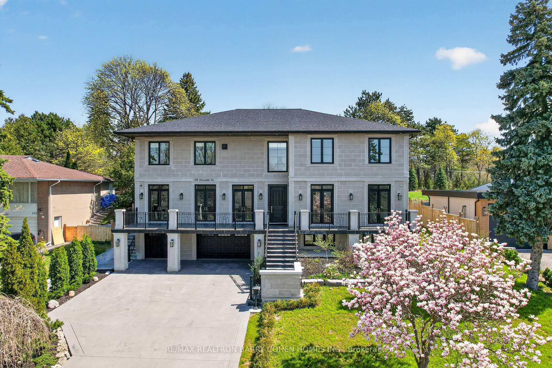 118 Laurentide Drive, Toronto, ON M3A 3E5