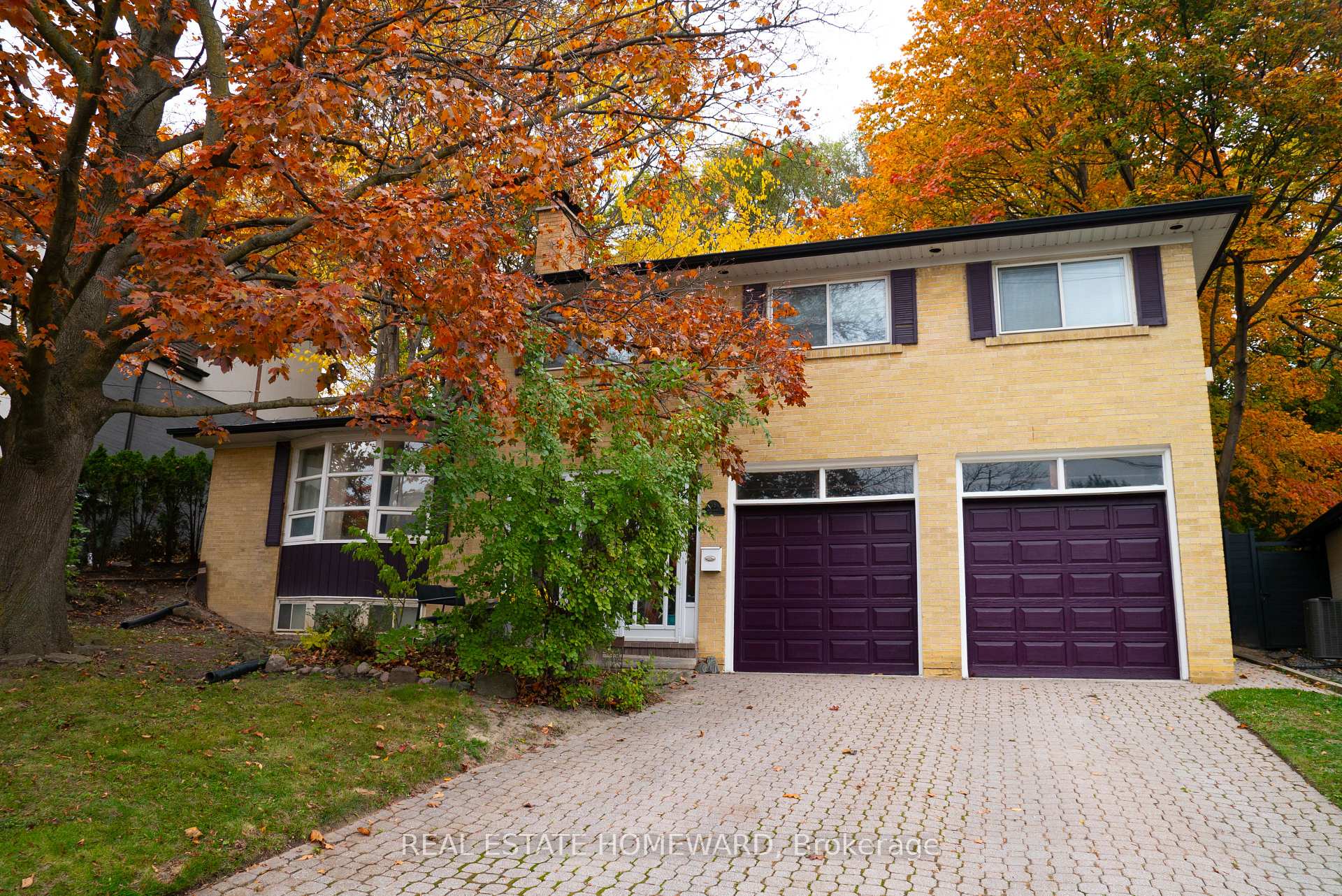 35 Valentine Drive, Toronto, ON M3A 3J7