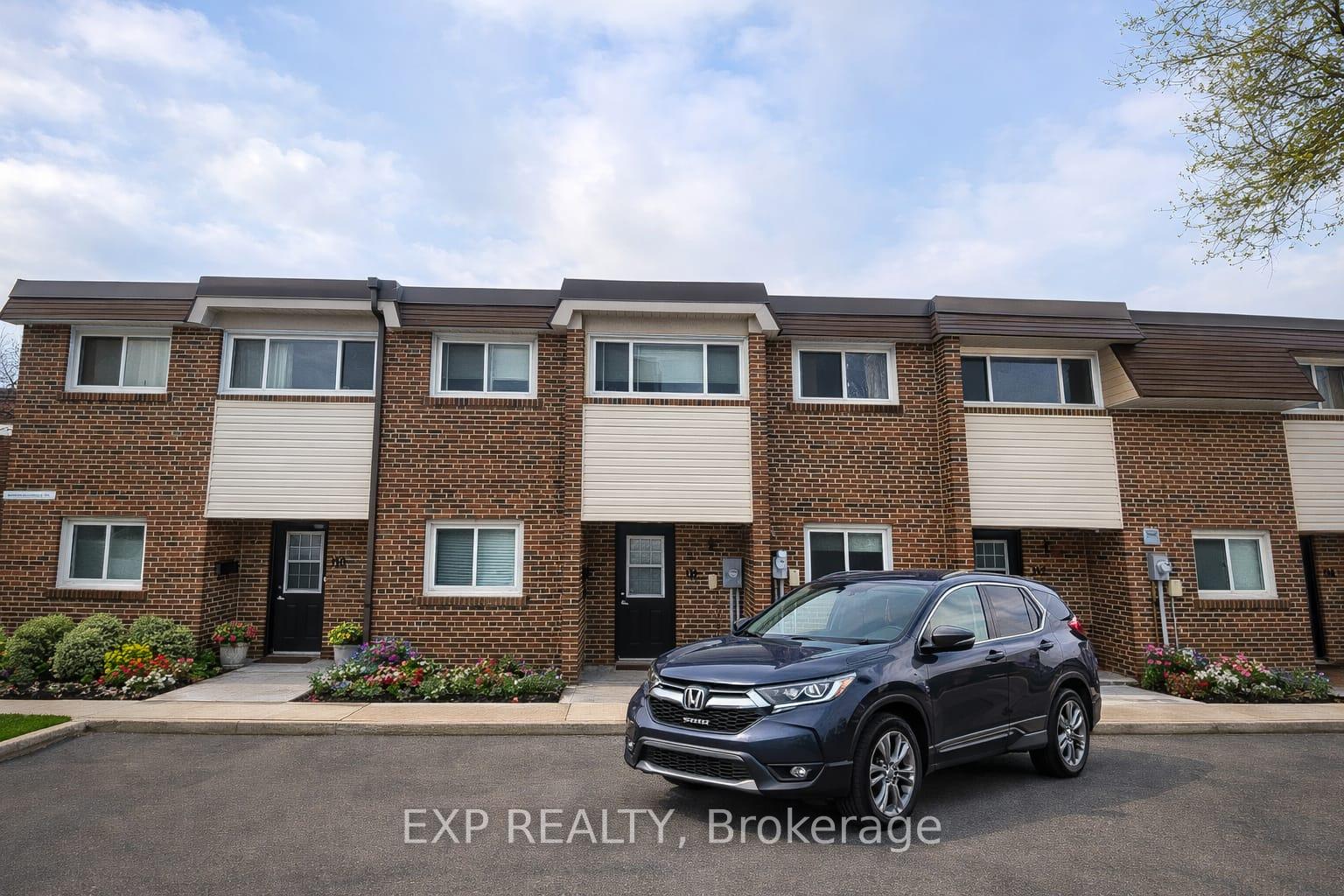 55 Godstone Road 111, Toronto C15, ON M2J 3C8