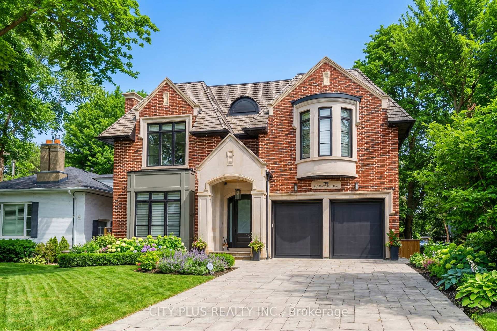 169 Old Forest Hill Road, Toronto C04, ON M6C 2G7