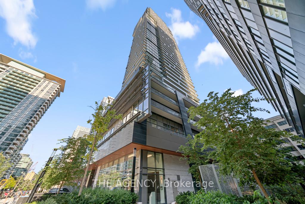 39 Roehampton Avenue 4506, Toronto, ON M4P 0G1