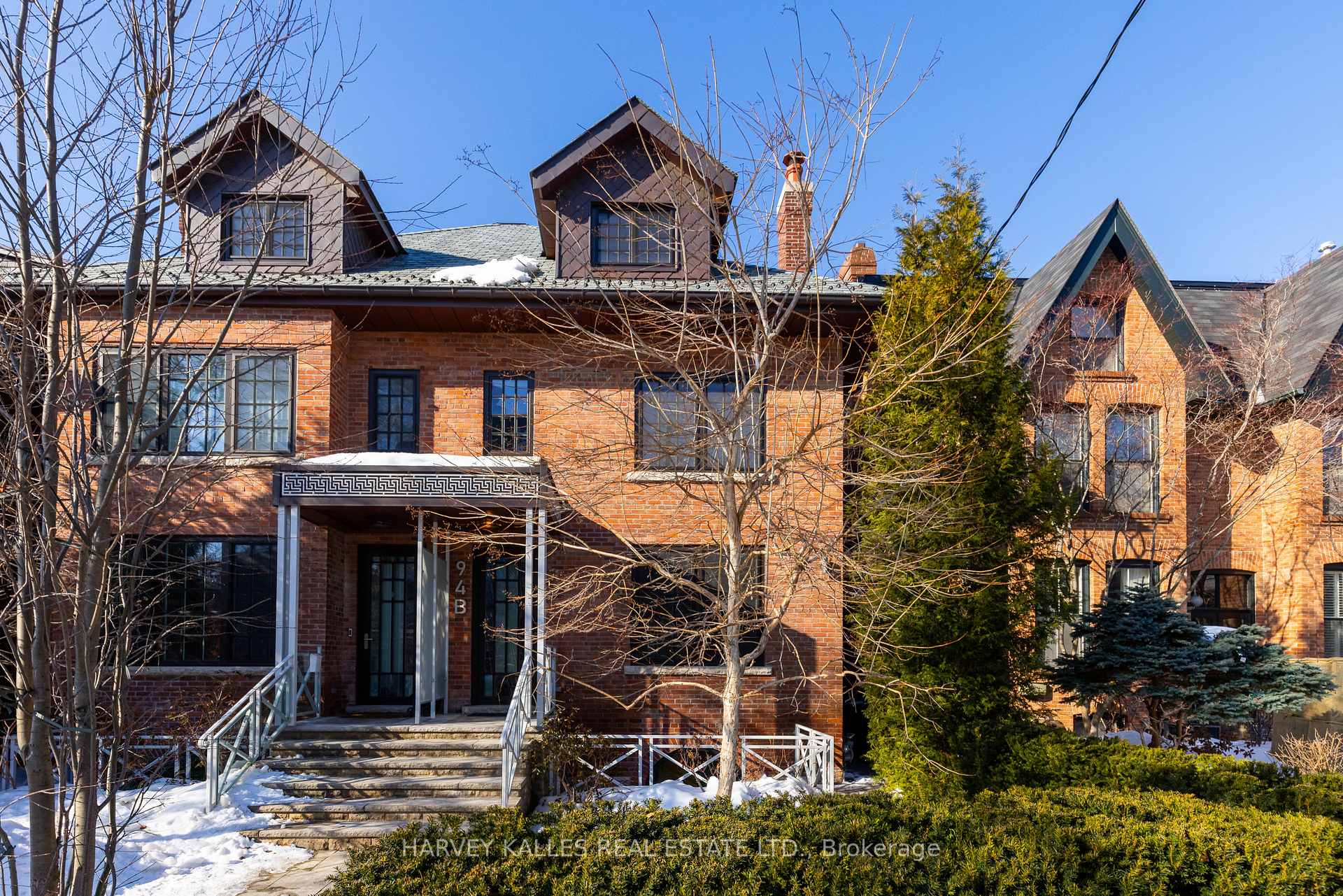 94B Admiral Road, Toronto, ON M5R 2L6