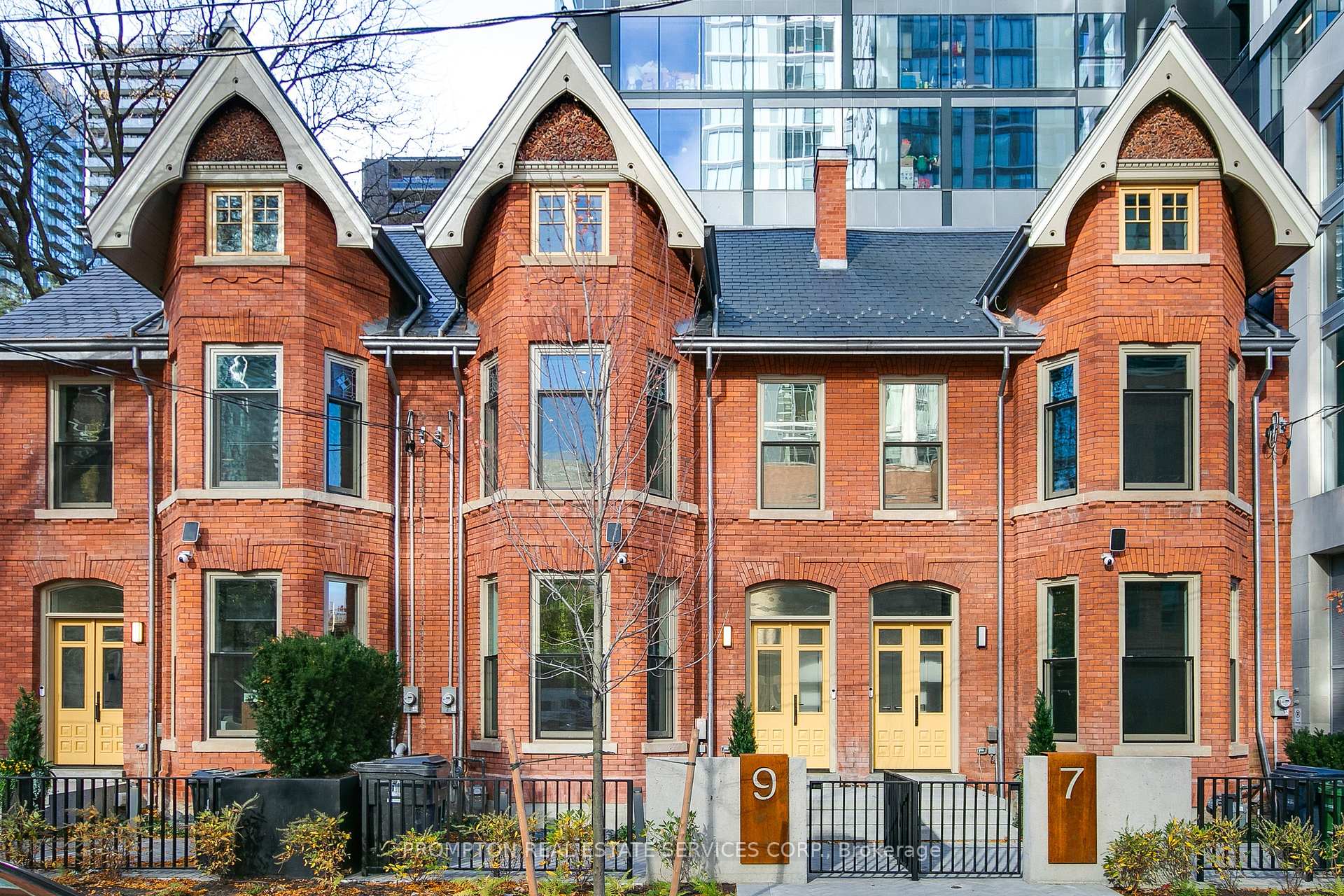 9 Gloucester Street, Toronto, ON M4Y 1L8