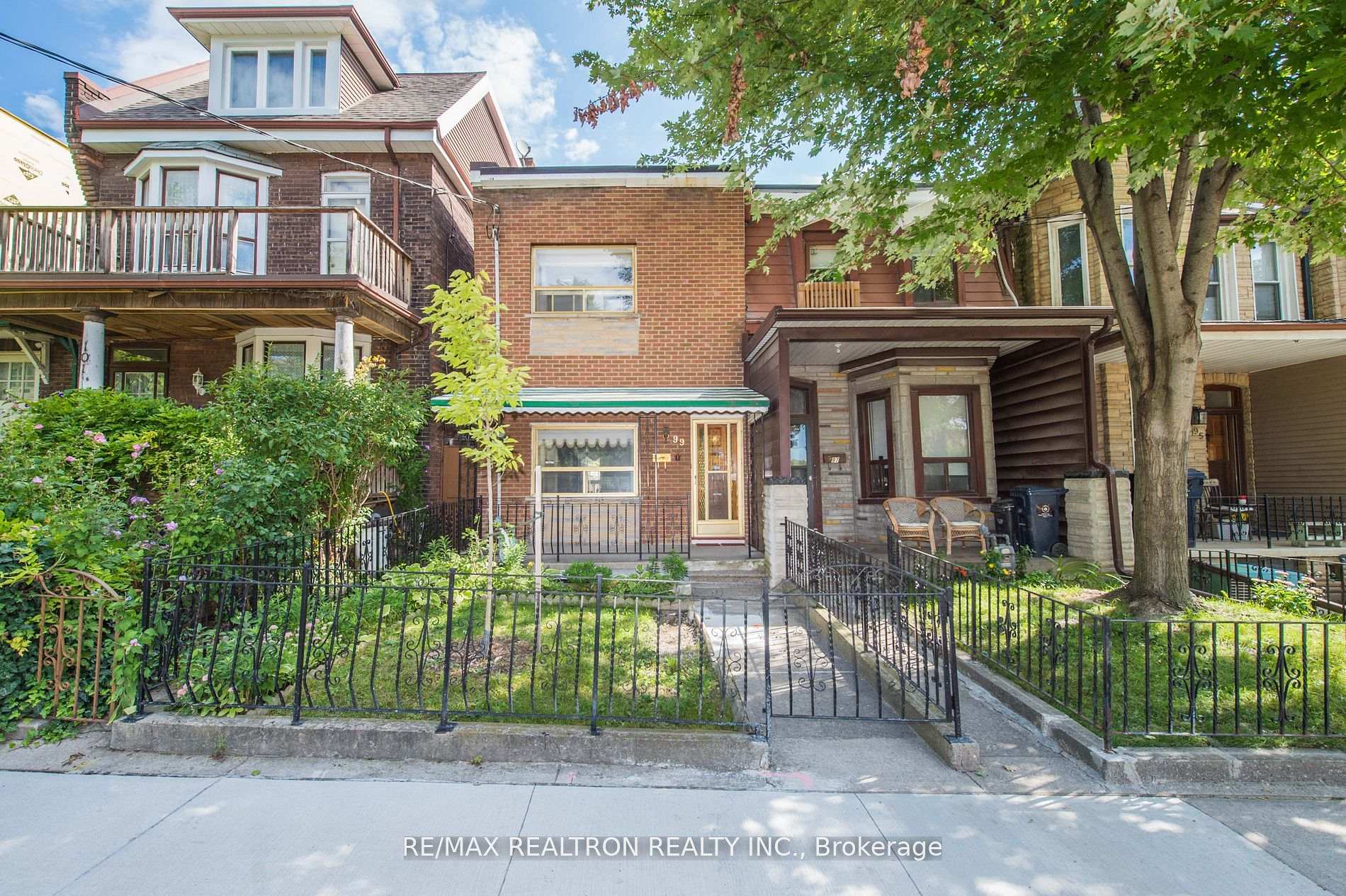 99 Euclid Avenue, Toronto, ON M6J 2J8