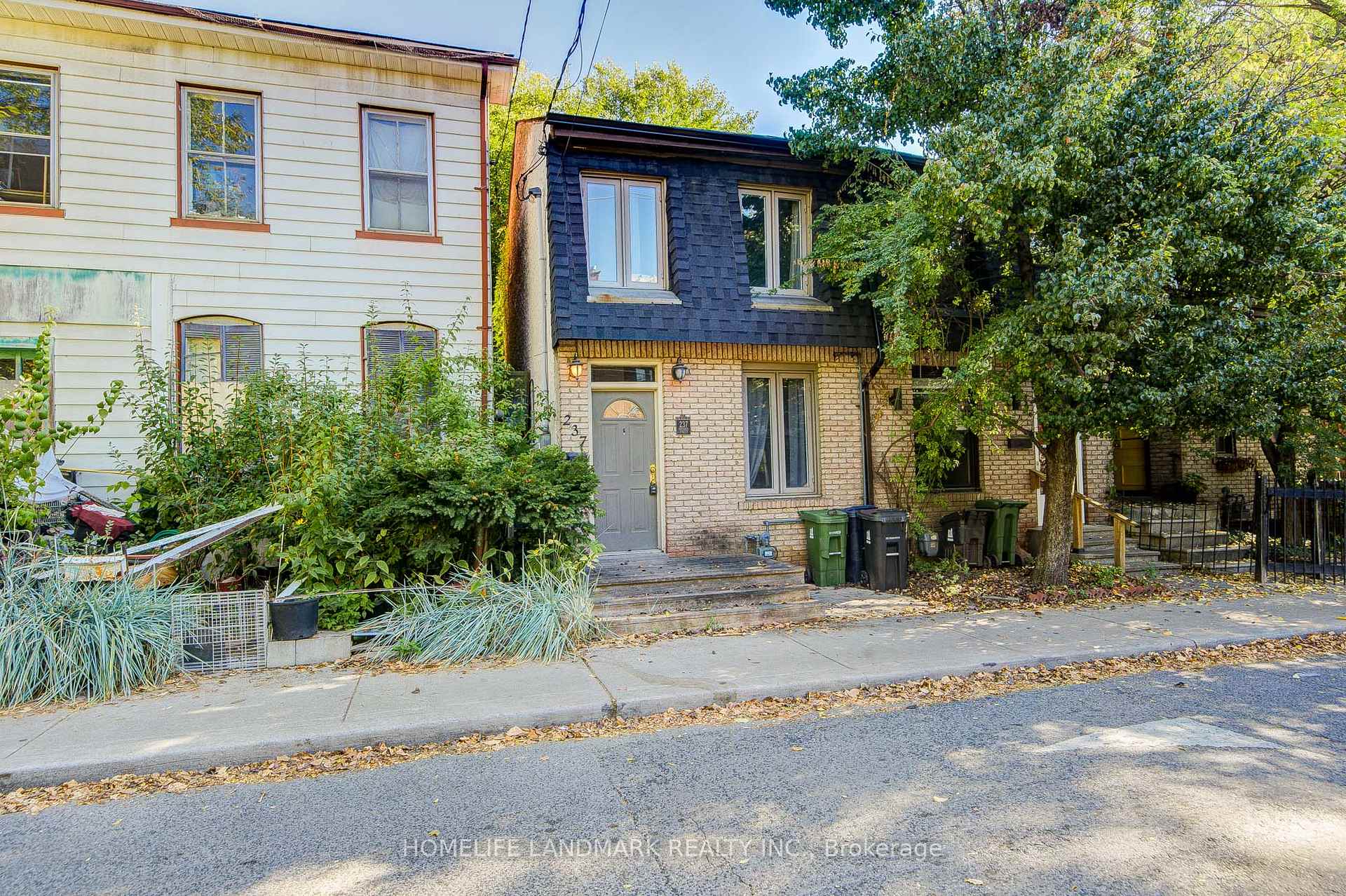 237 Ontario Street, Toronto, ON M5A 2V6