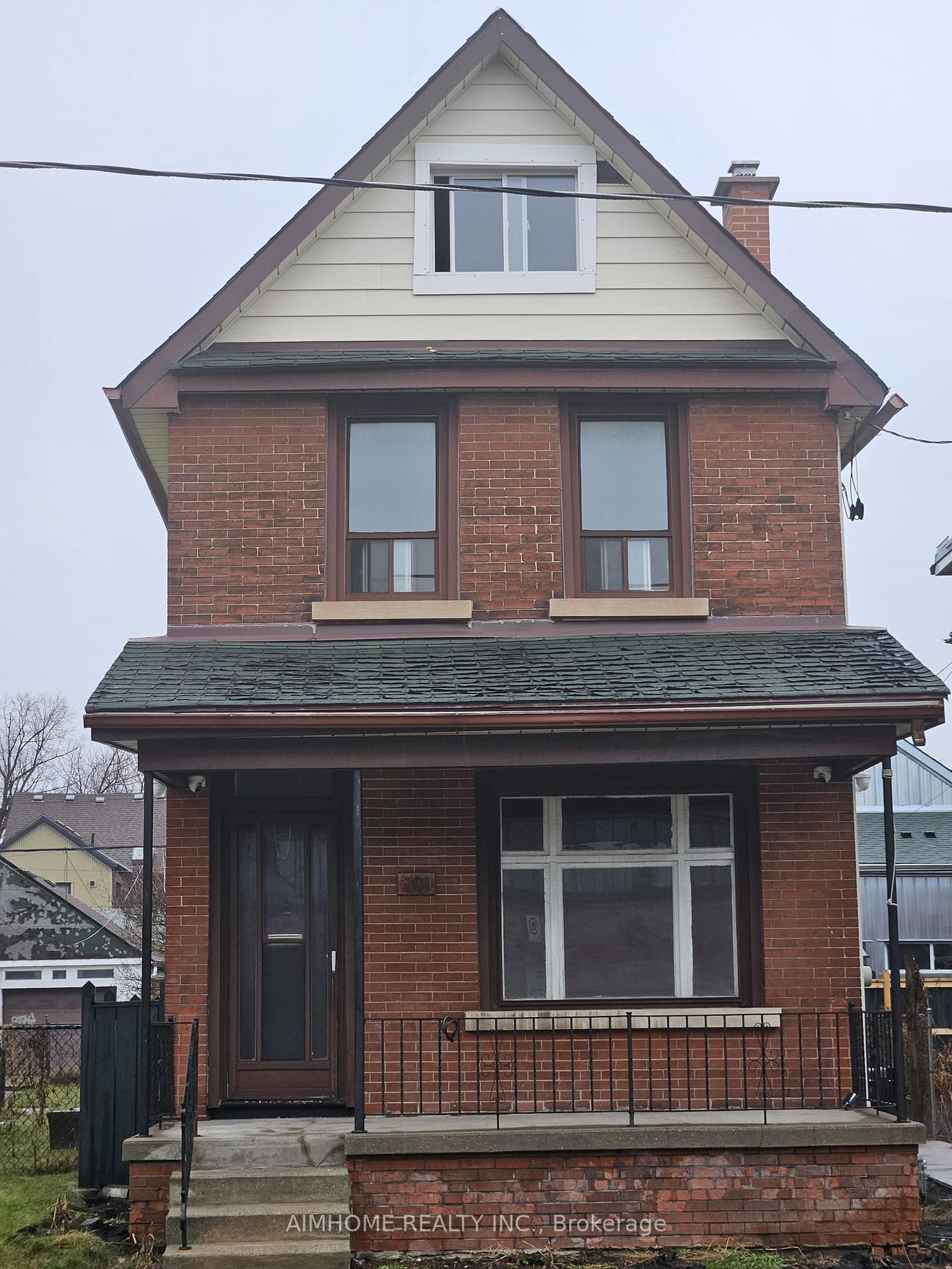 201 Christie Street, Toronto, ON M6G 3B5