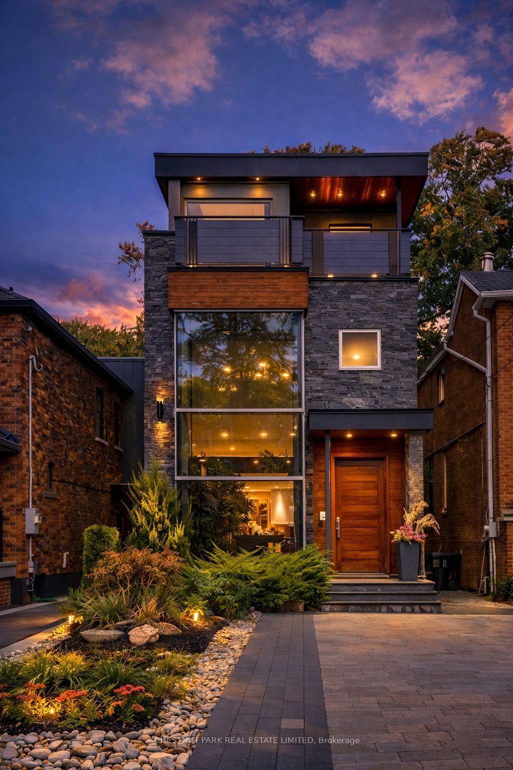 278 St Germain Avenue, Toronto, ON M5M 1W3