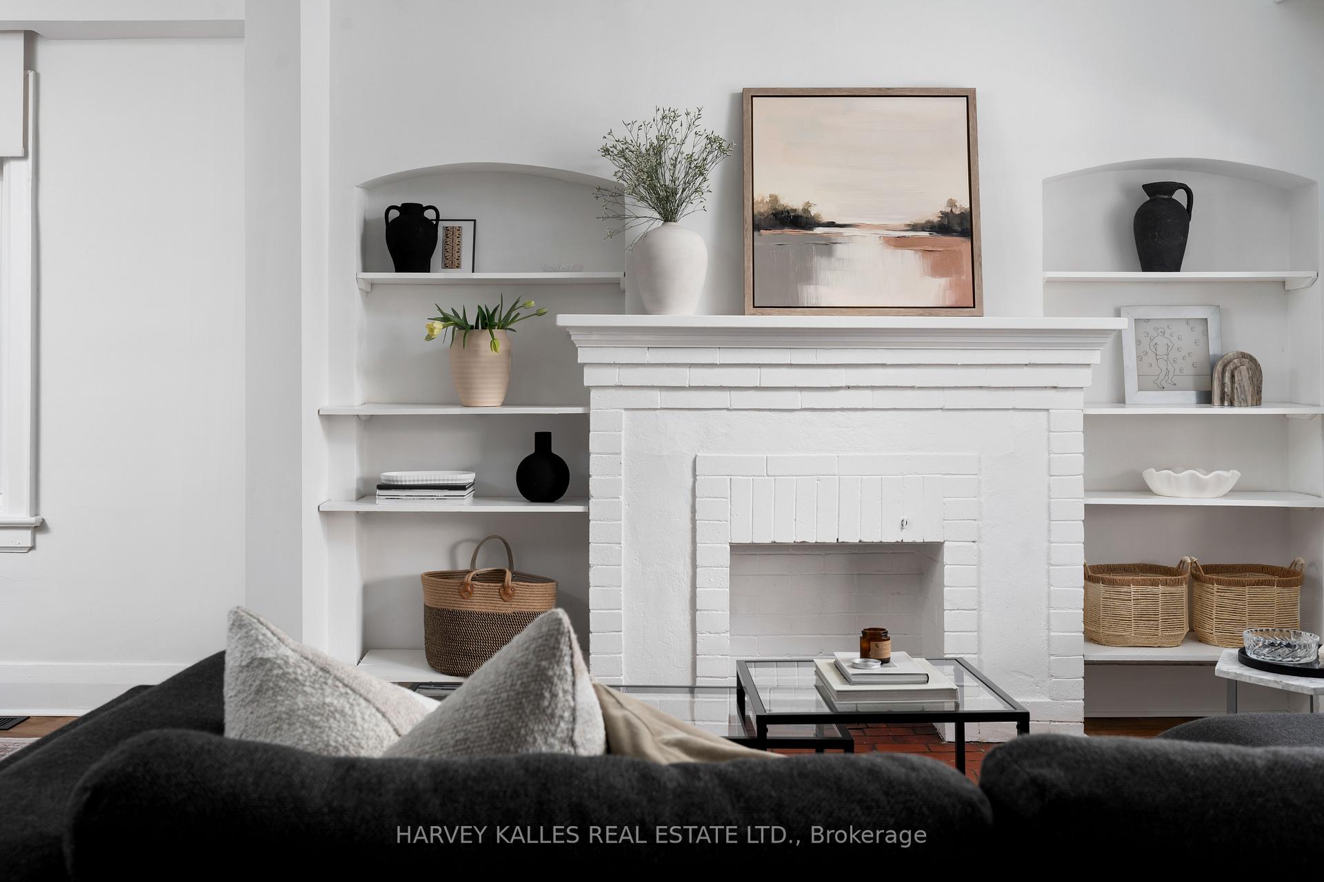 97 Atlas Avenue, Toronto C03, ON M6C 3P2