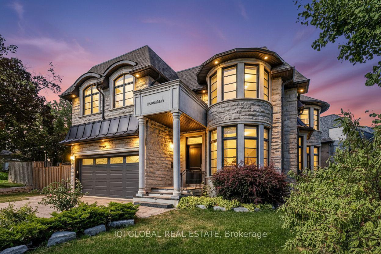 29 Alderdale Court, Toronto, ON M3B 2H8