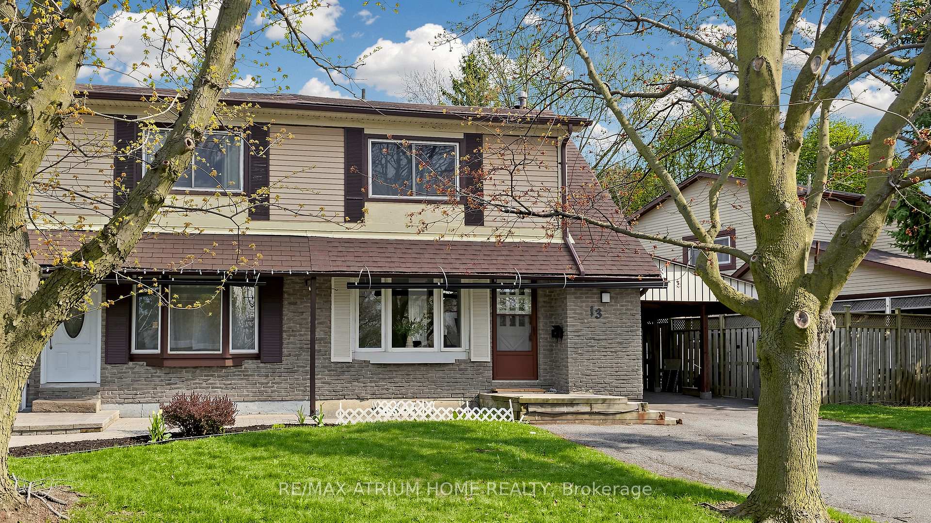 13 Applegate Crescent, Toronto, ON M2H 2R5