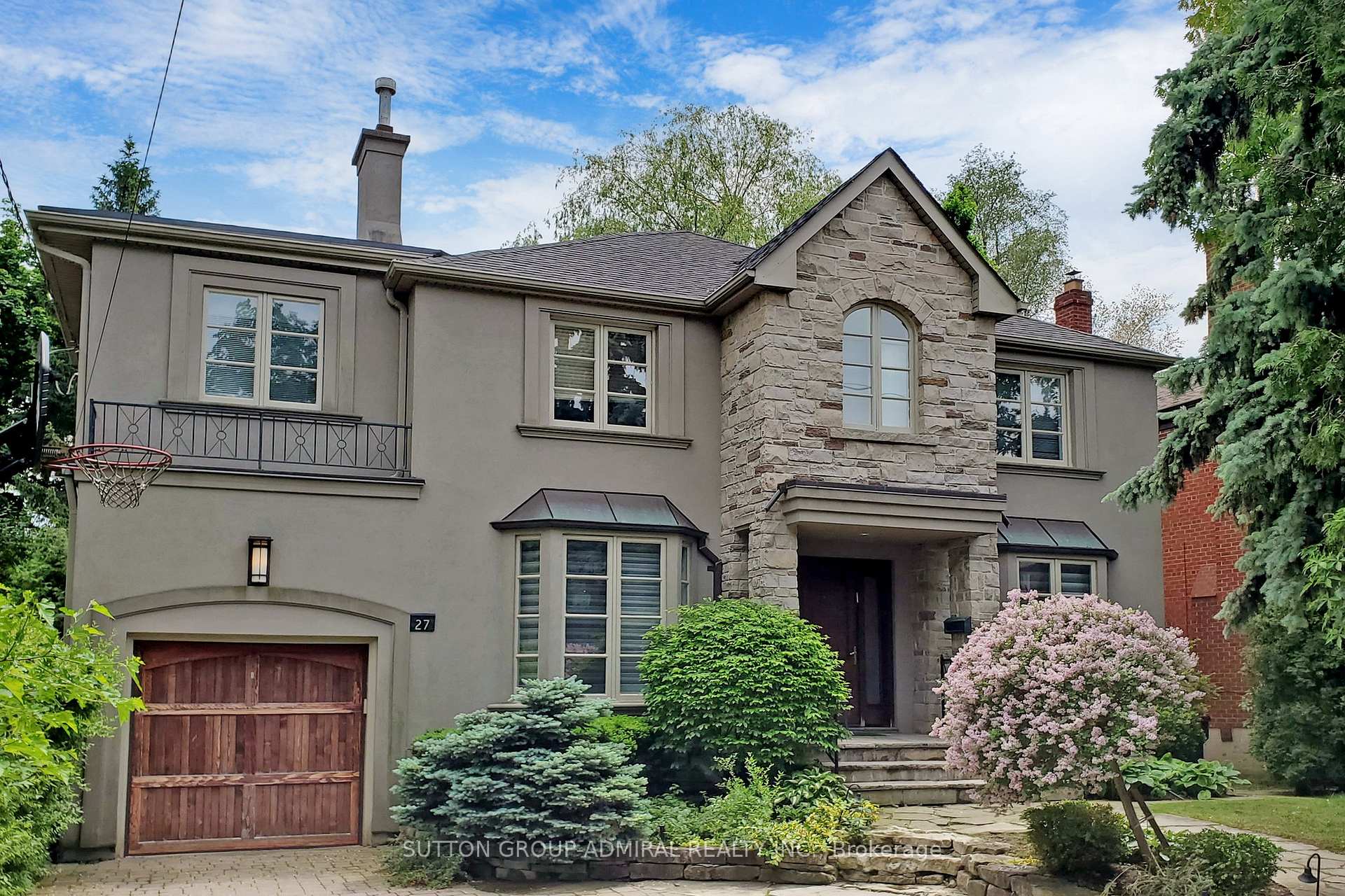 27 Shelborne Avenue, Toronto, ON M5N 1Y8