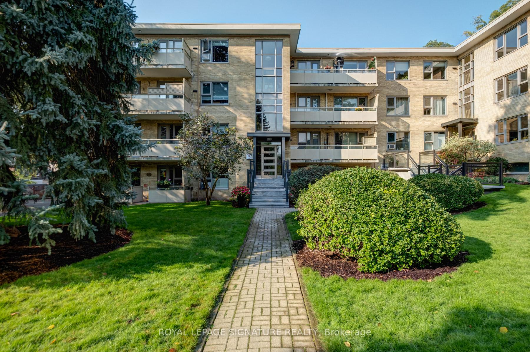 8 Corinth Gardens 3, Toronto, ON M4P 2N5