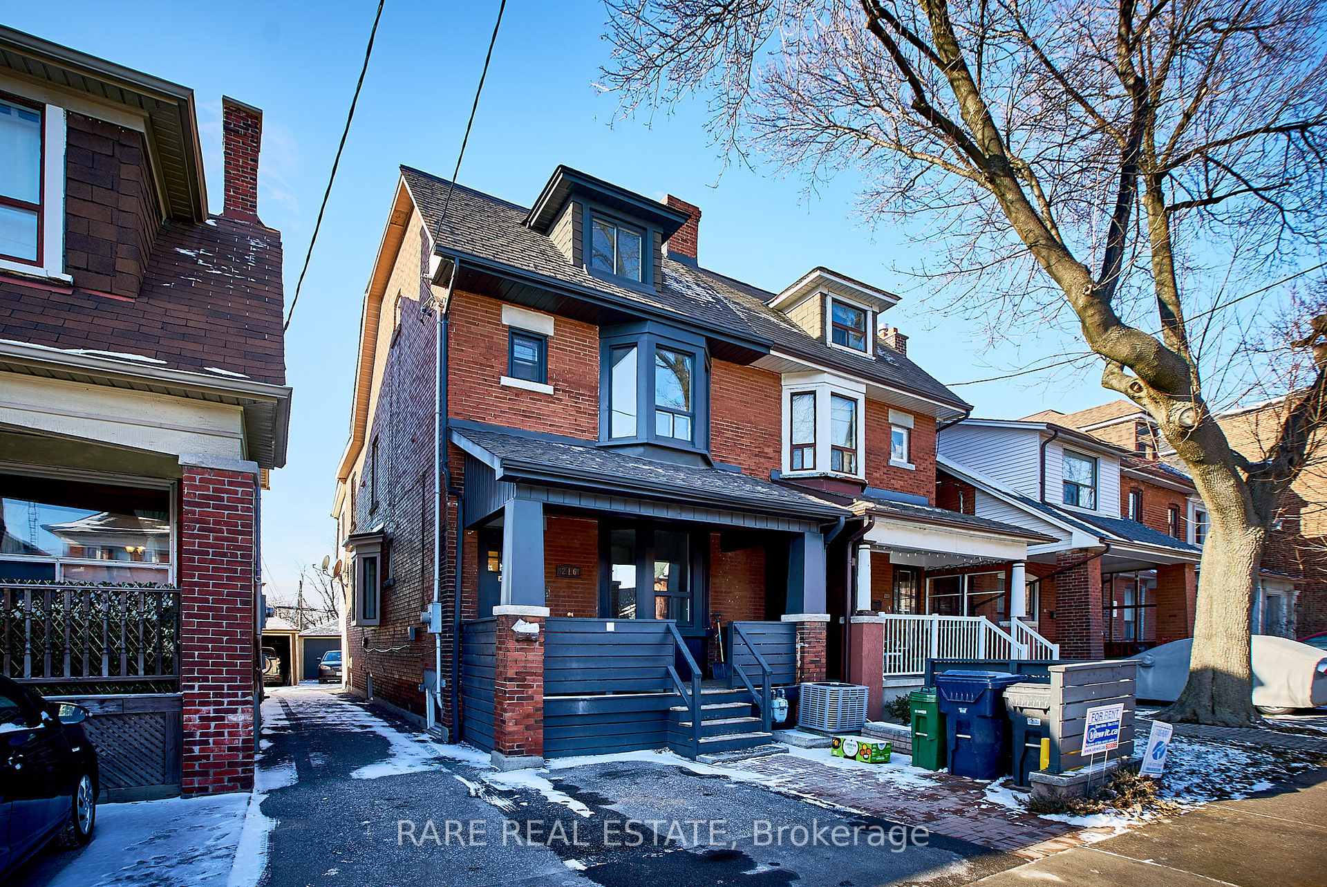 216 Oakwood Avenue, Toronto, ON M6E 2V4