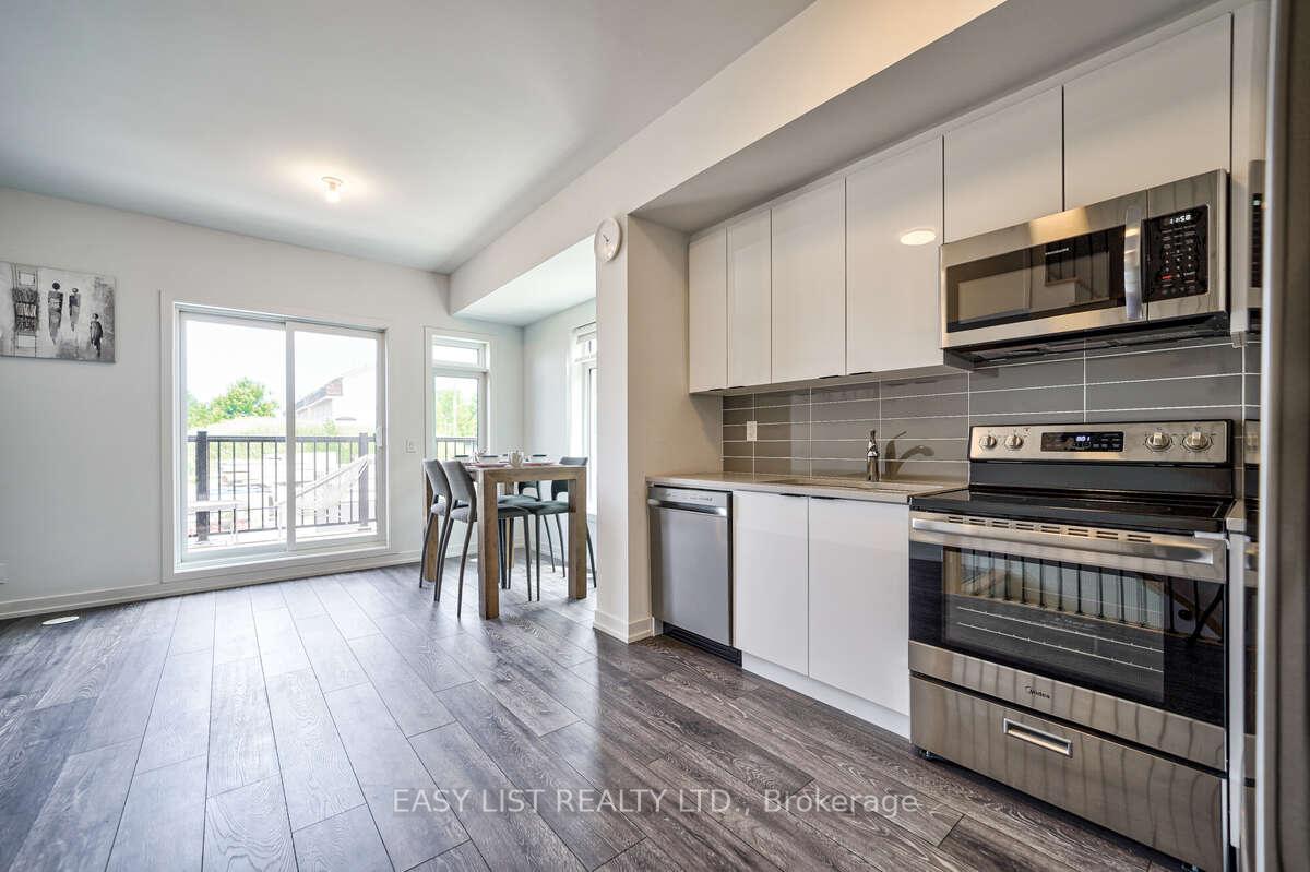 27 Spruce Pines Crescent, Toronto, ON M4A 0A9