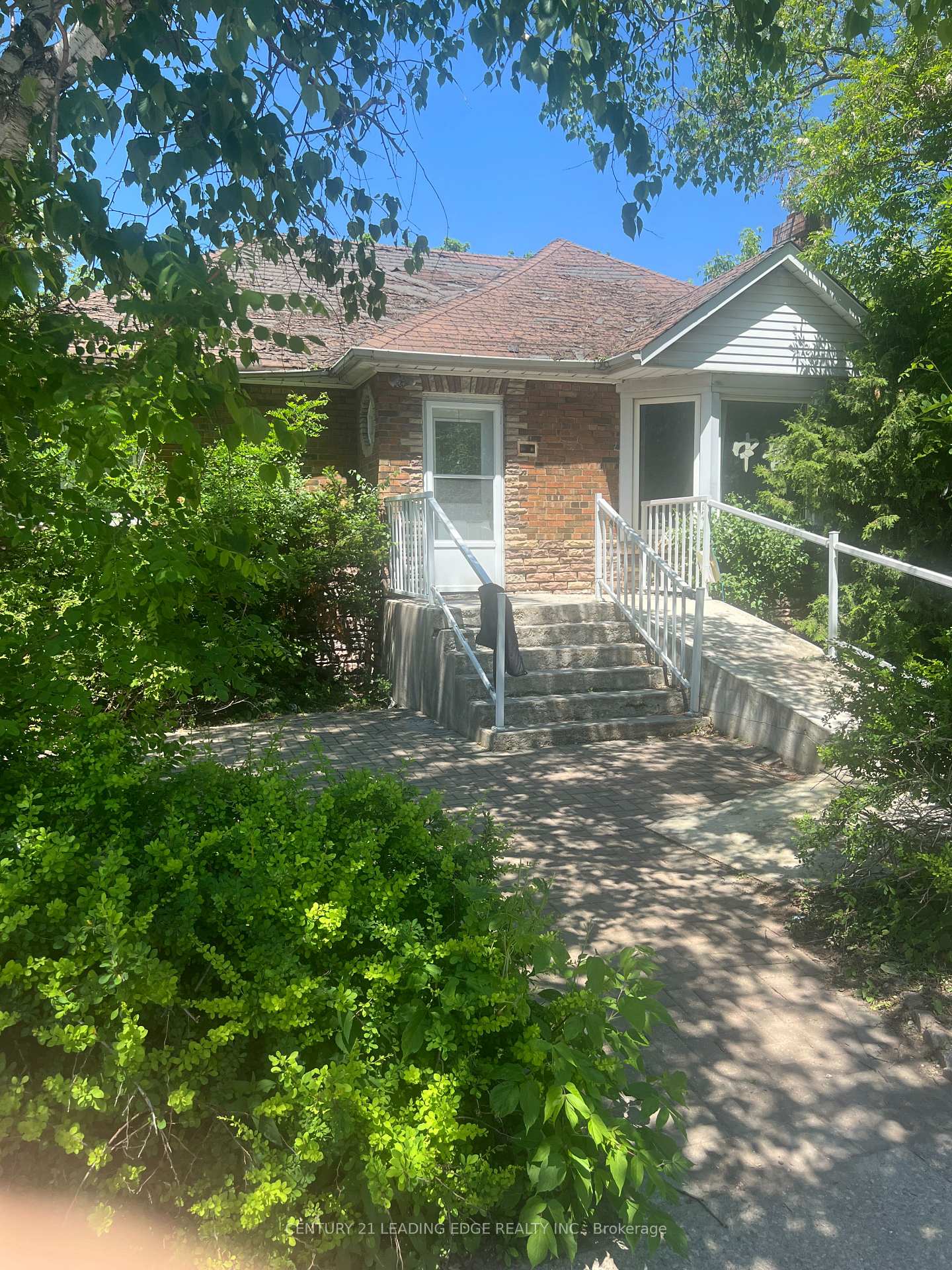 230 Finch Avenue E, Toronto C14, ON M2N 4S2
