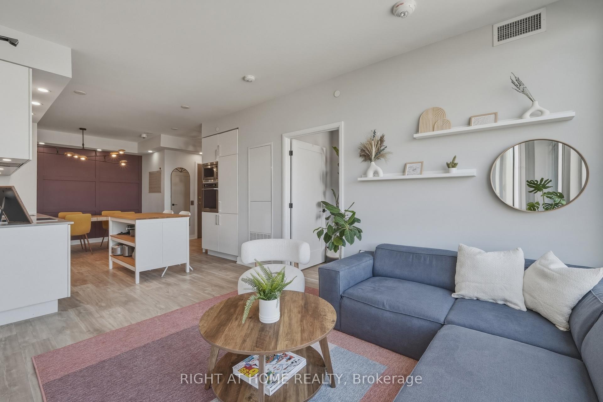 576 Front Street W 1701, Toronto C01, ON M5V 0P8
