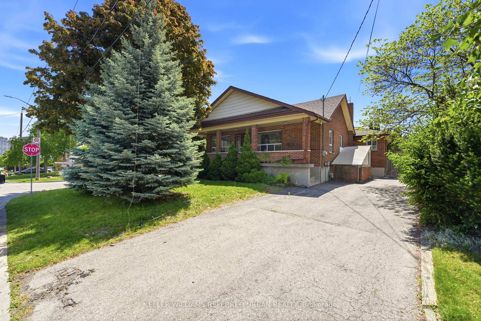149 Burndale Avenue, Toronto C07, ON M2N 1T1