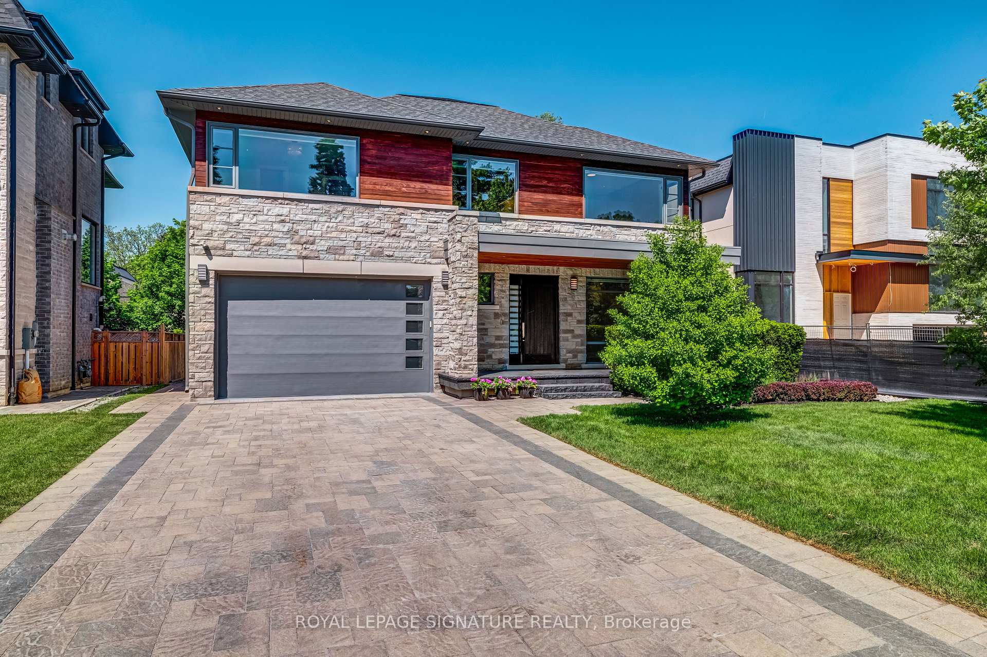 9 Fordham Place, Toronto C13, ON M3B 1K1