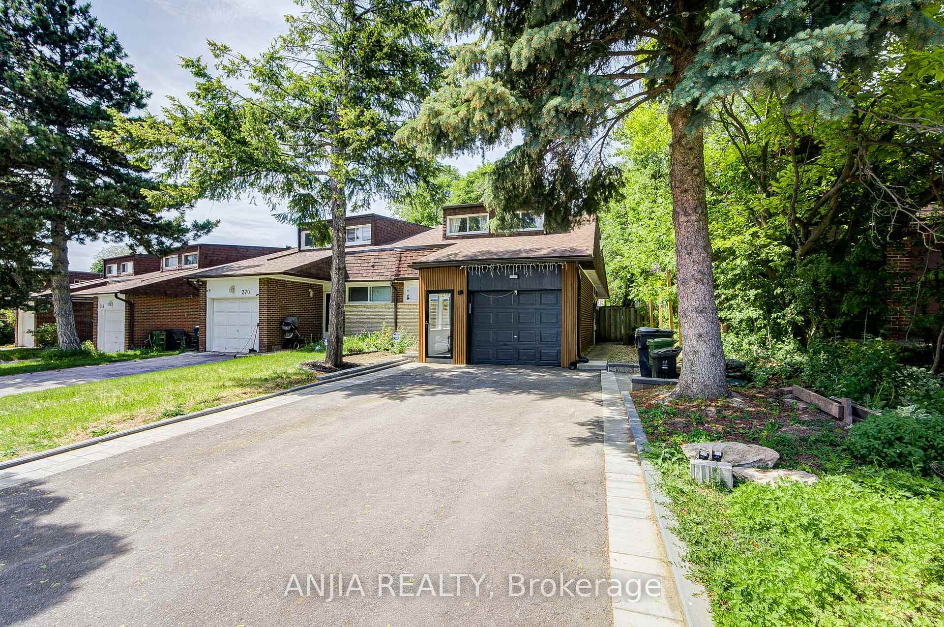 272 McNicoll Avenue, Toronto, ON M2H 2C7