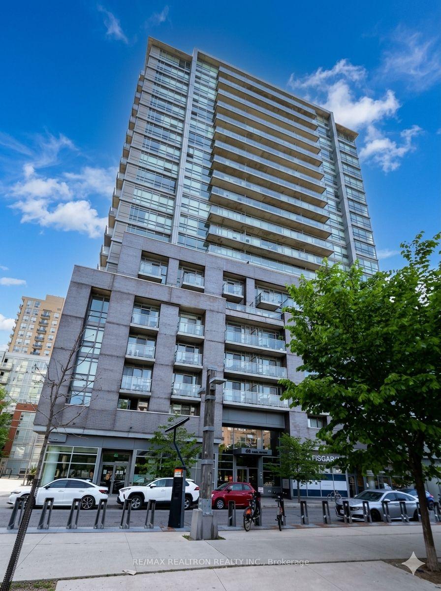 68 Abell Street 647, Toronto, ON M6J 0B1