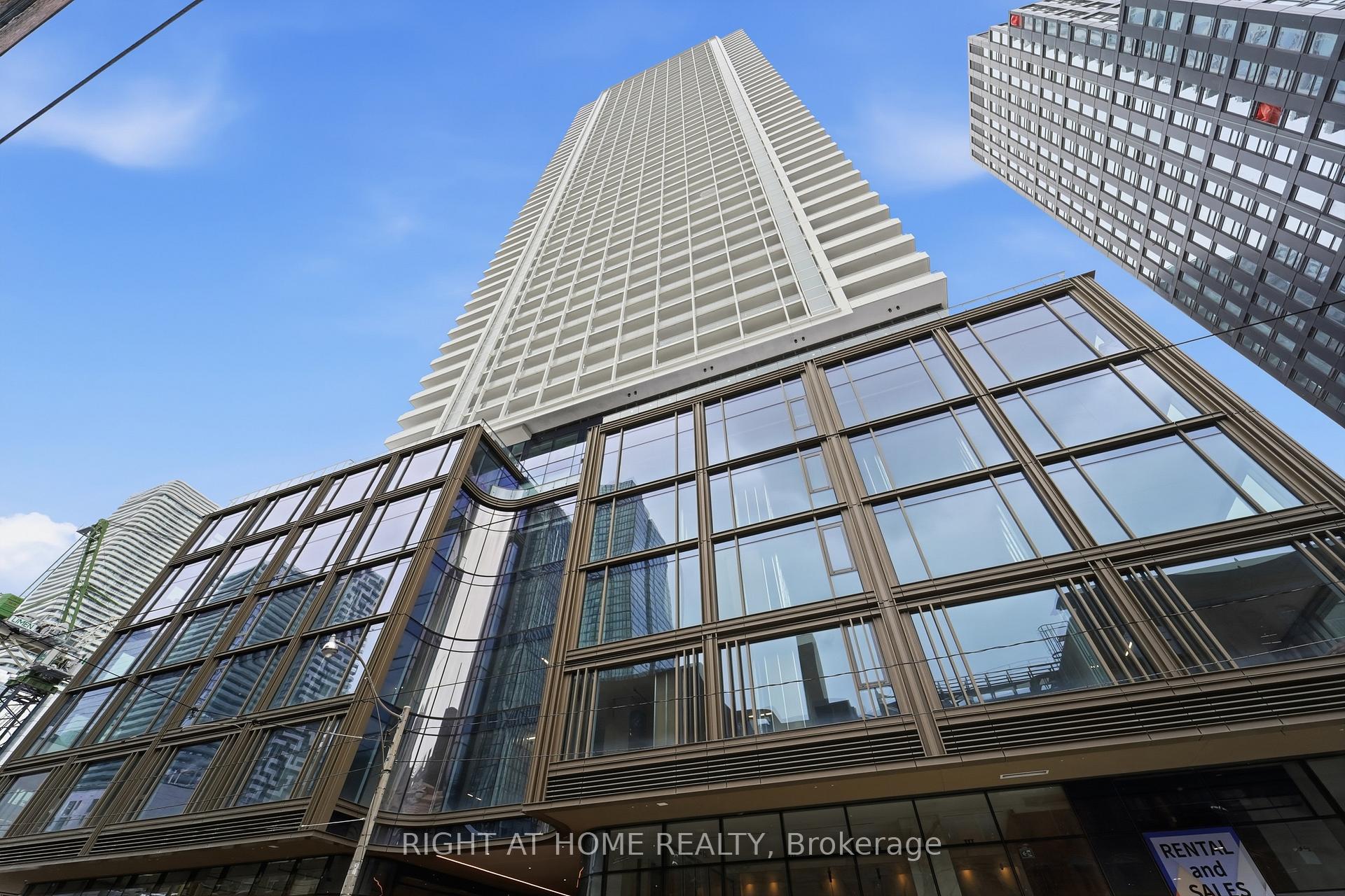88 Queen Street E 4711, Toronto, ON M5C 0B6
