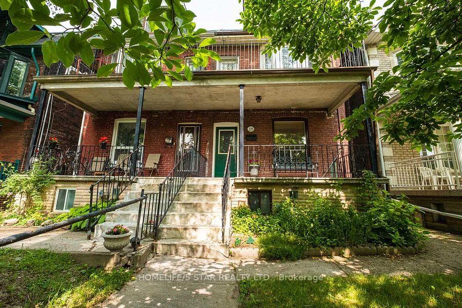 225 GRACE Street, Toronto, ON M6G 3A7