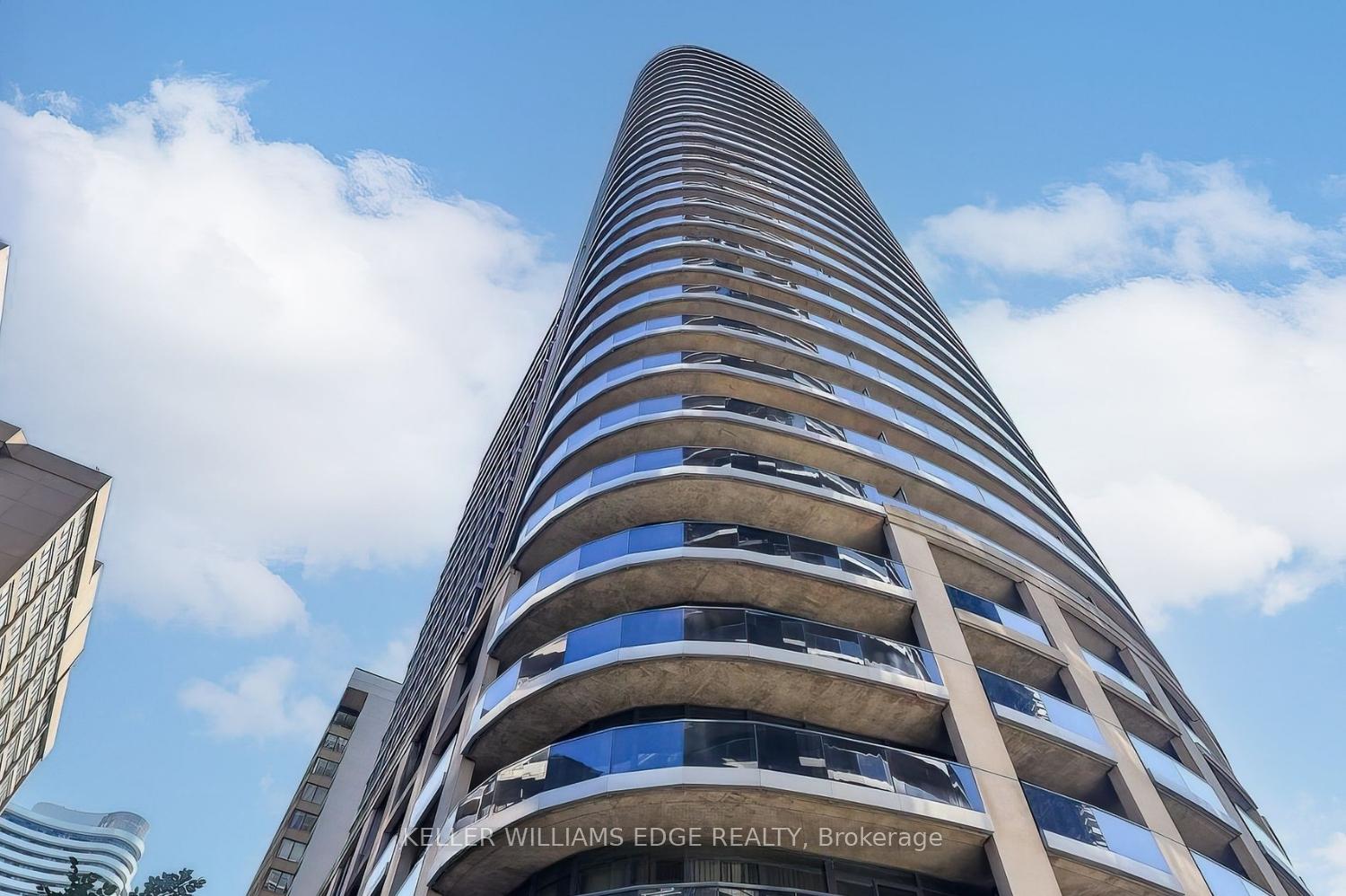 25 Carlton Street 2308, Toronto, ON M5B 1L4