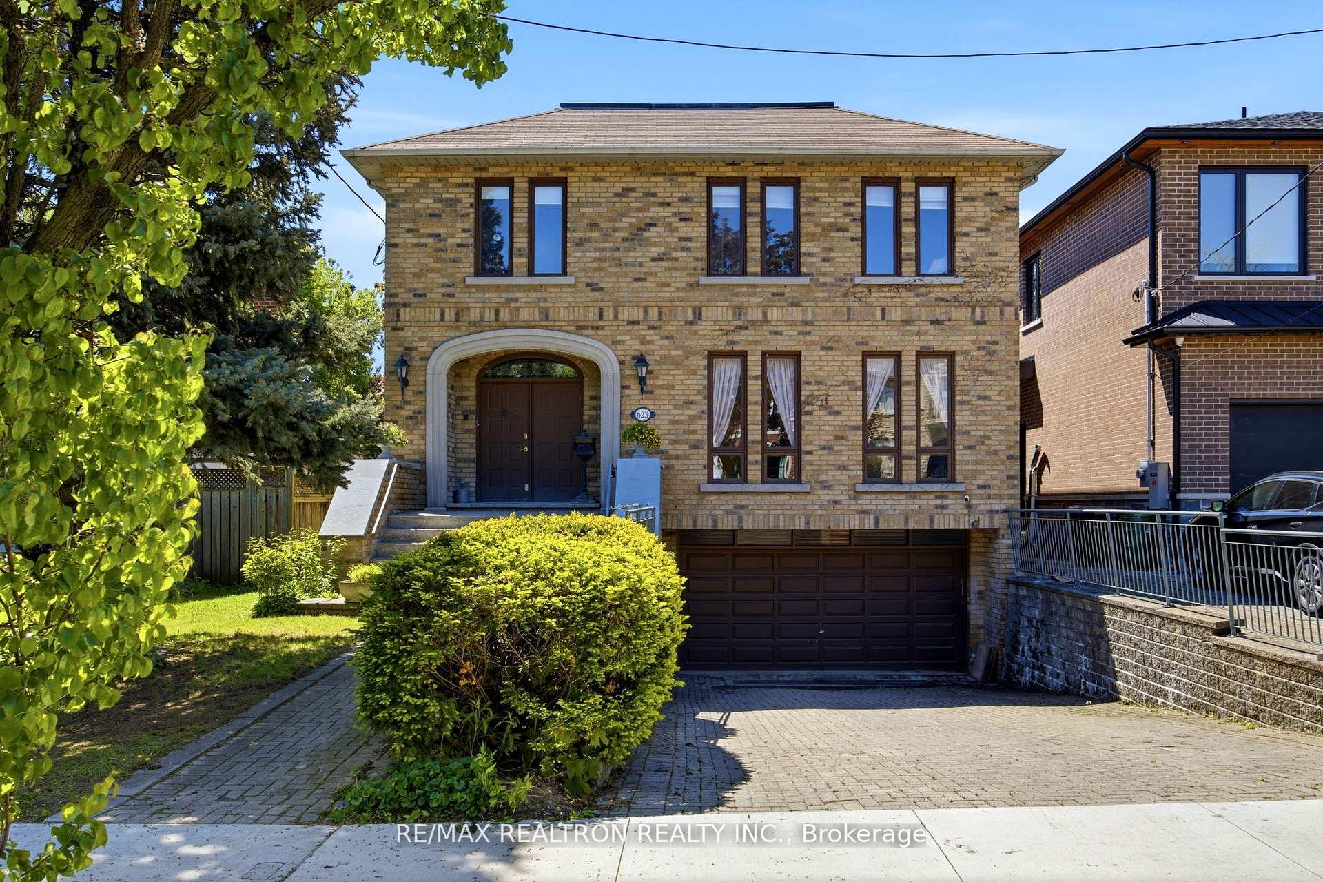 623 Coldstream Avenue, Toronto, ON M6B 2L1
