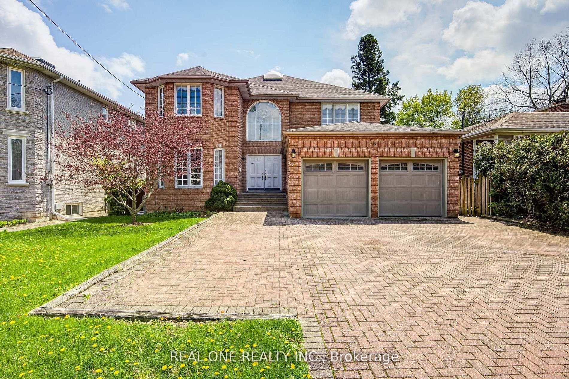 261 Mckee Avenue, Toronto, ON M2N 4E2