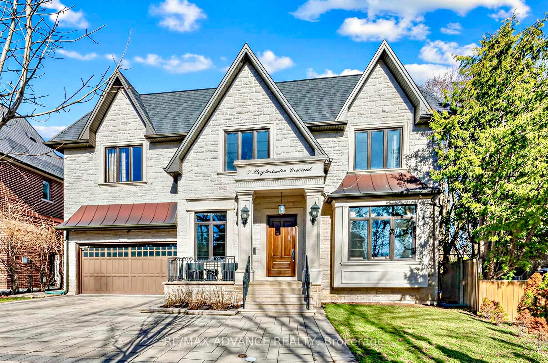5 Lloydminster Crescent, Toronto, ON M2M 2R9
