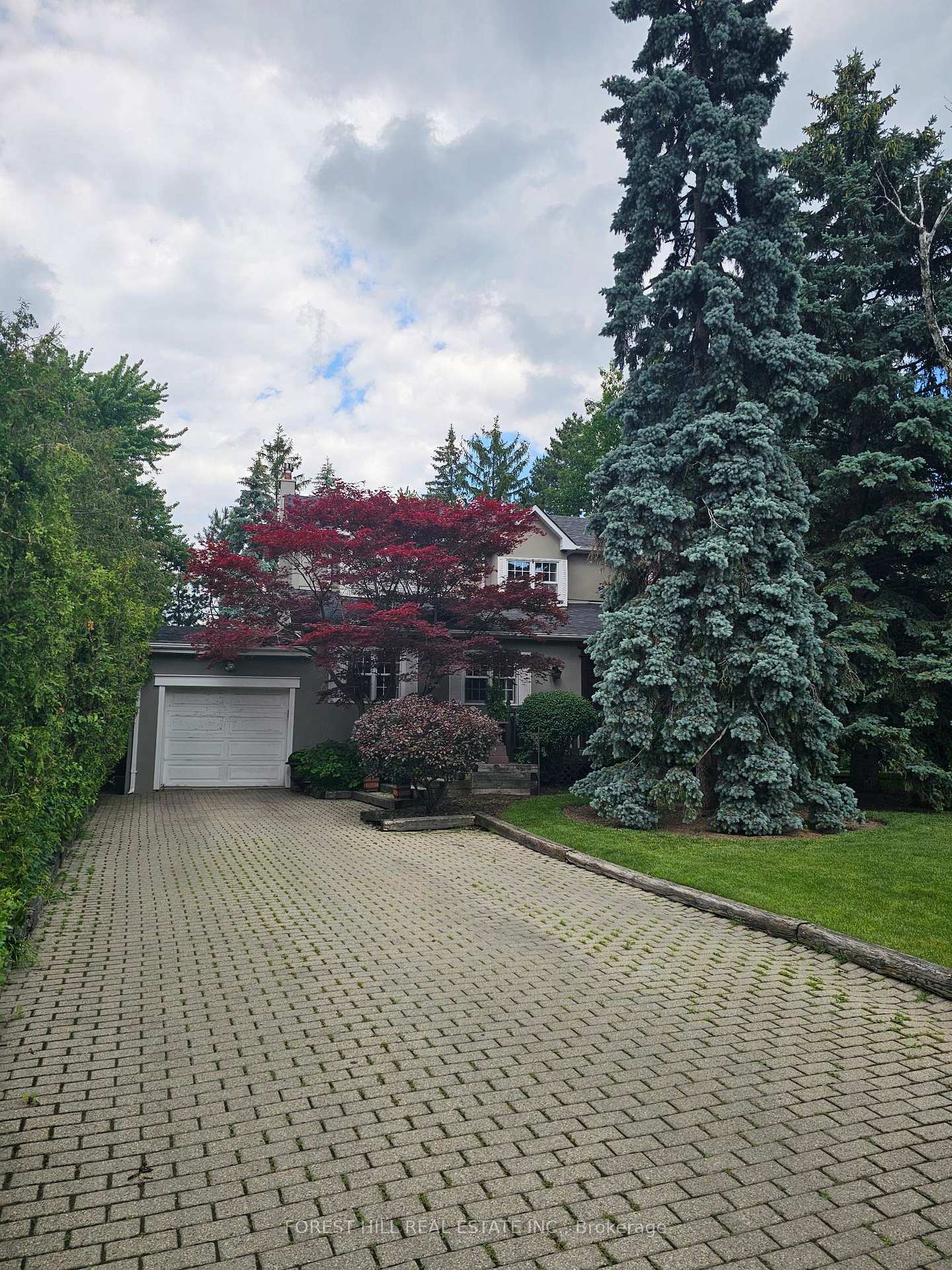 48 Grangemill Crescent, Toronto, ON M3B 2J2