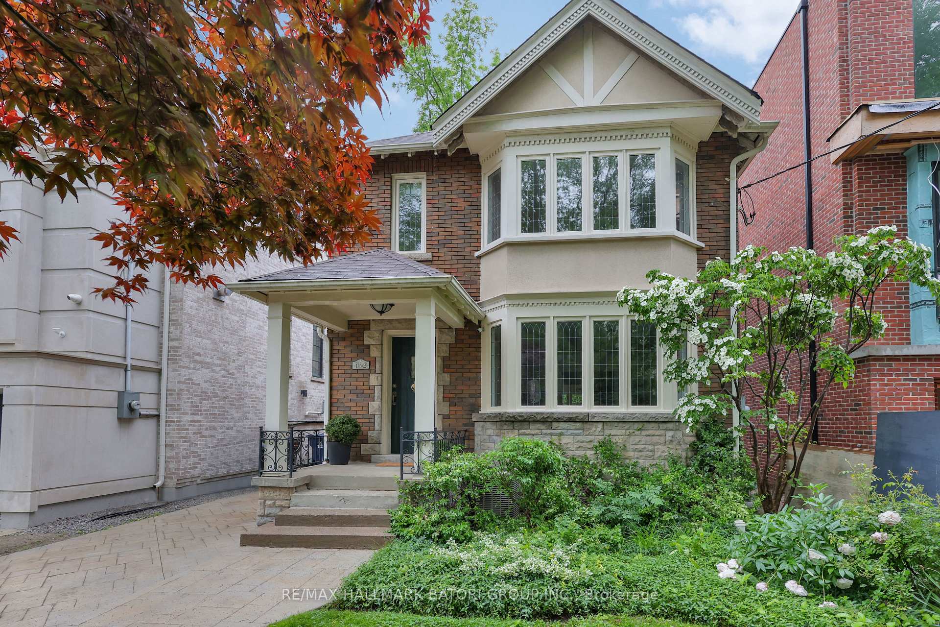 152 Hillhurst Boulevard, Toronto, ON M5N 1N8