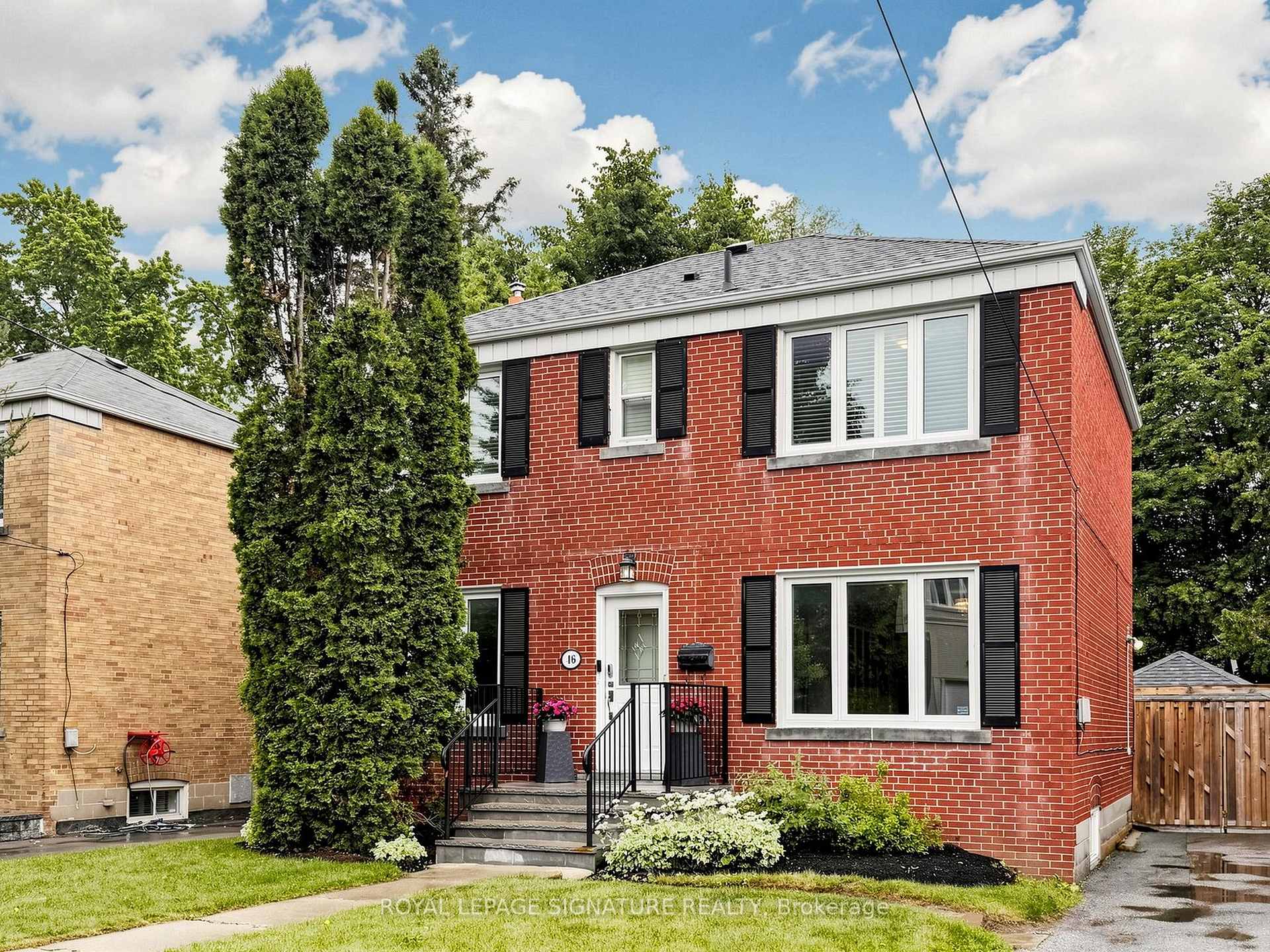 46 Brookview Drive, Toronto, ON M6A 2K2