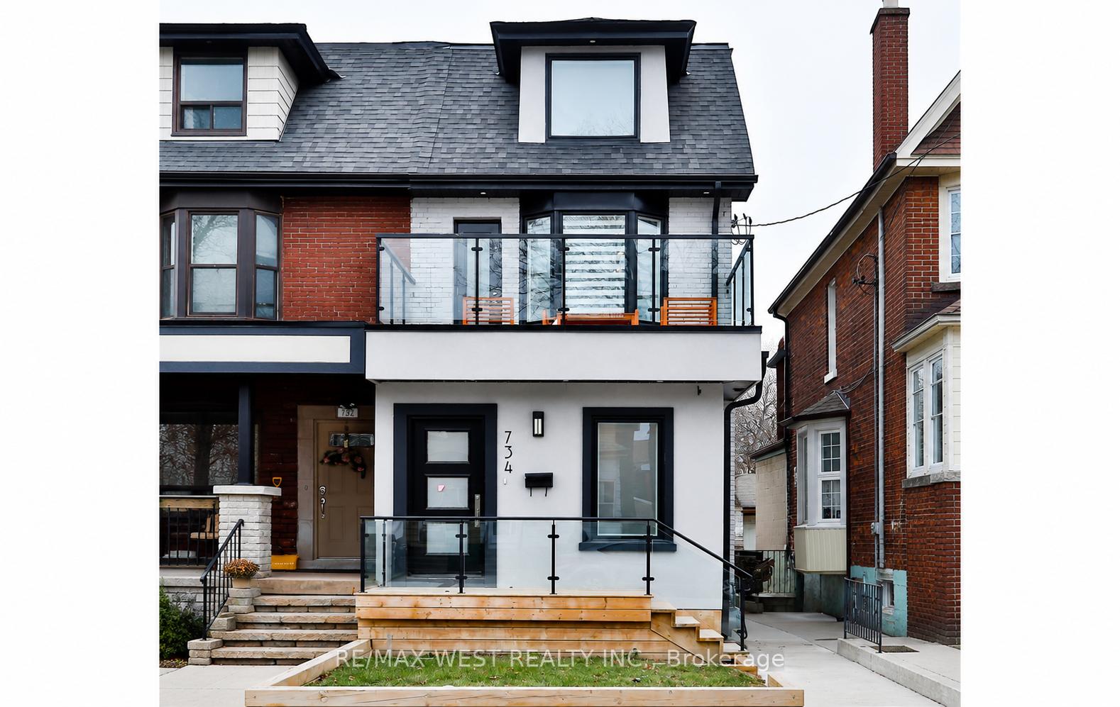 734 Shaw Street, Toronto, ON M6G 3L7