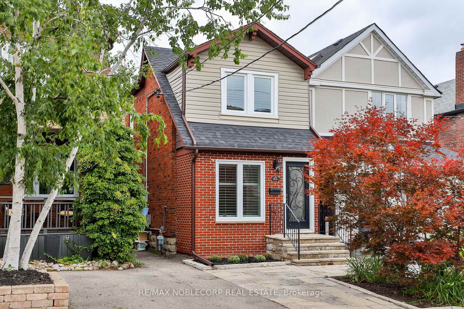 144B Roslin Avenue, Toronto, ON M4N 1Z4
