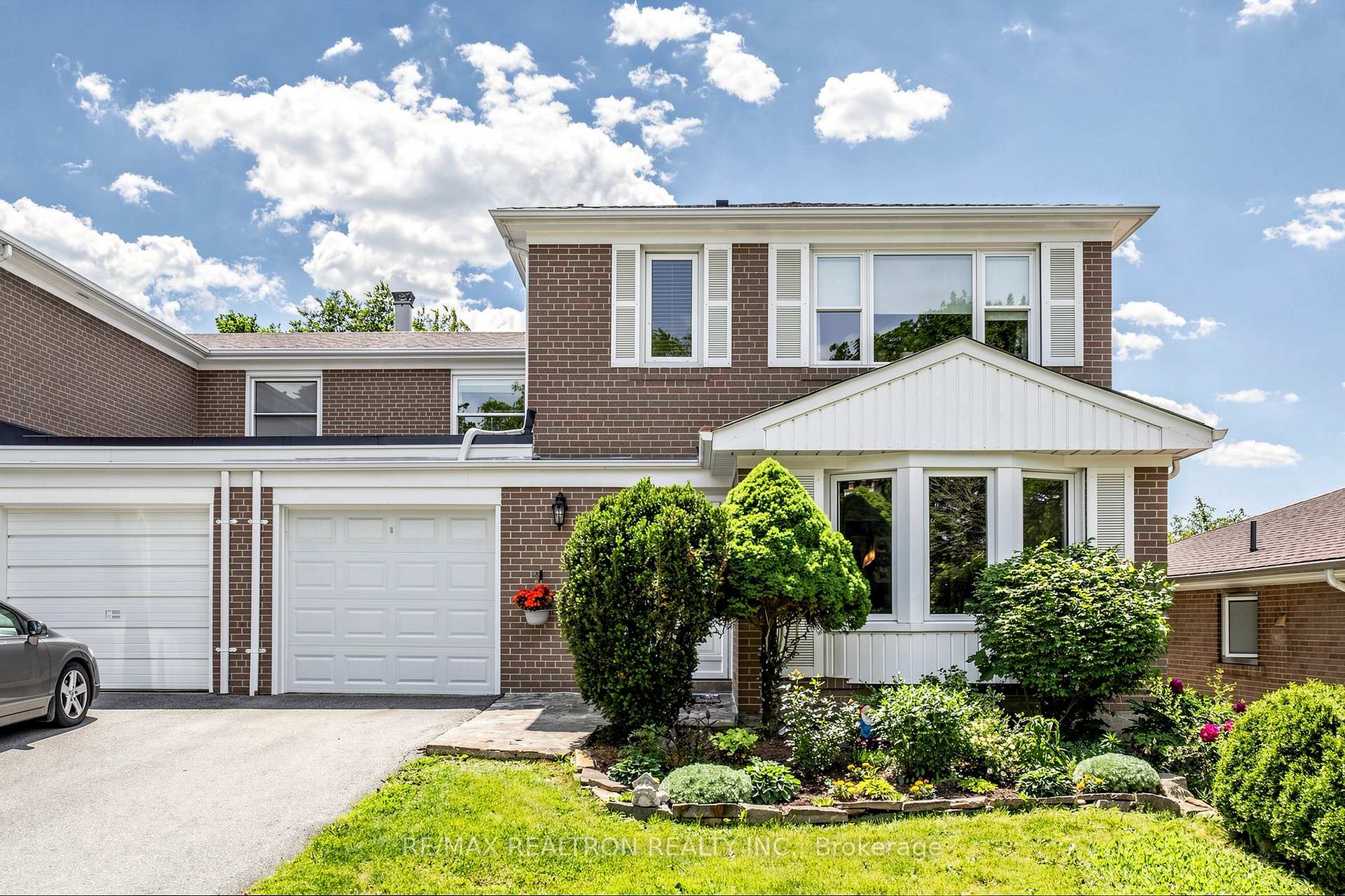 8 Cassandra Boulevard, Toronto, ON M3A 1S4