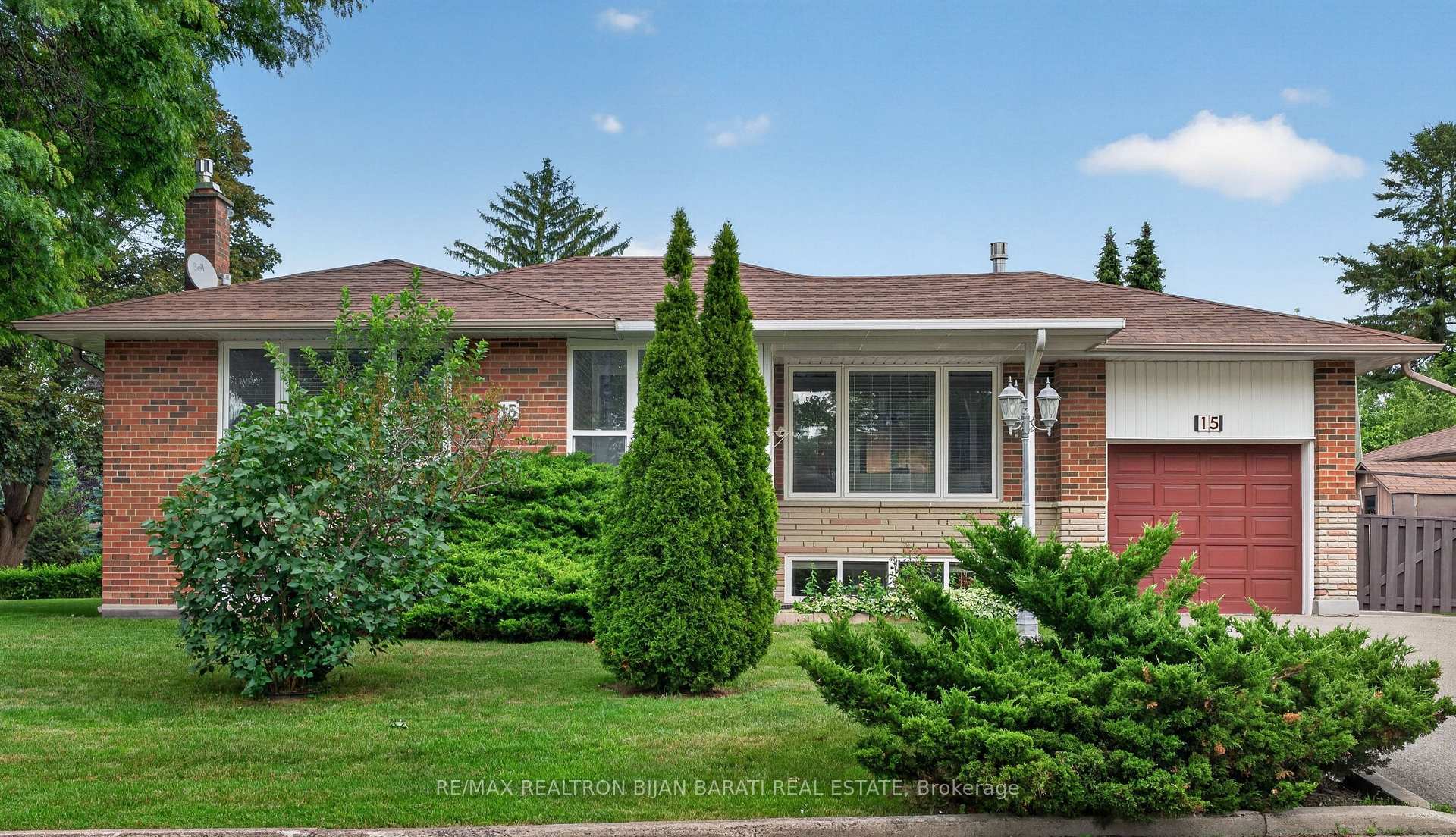 15 Revcoe Drive, Toronto, ON M2M 2B9