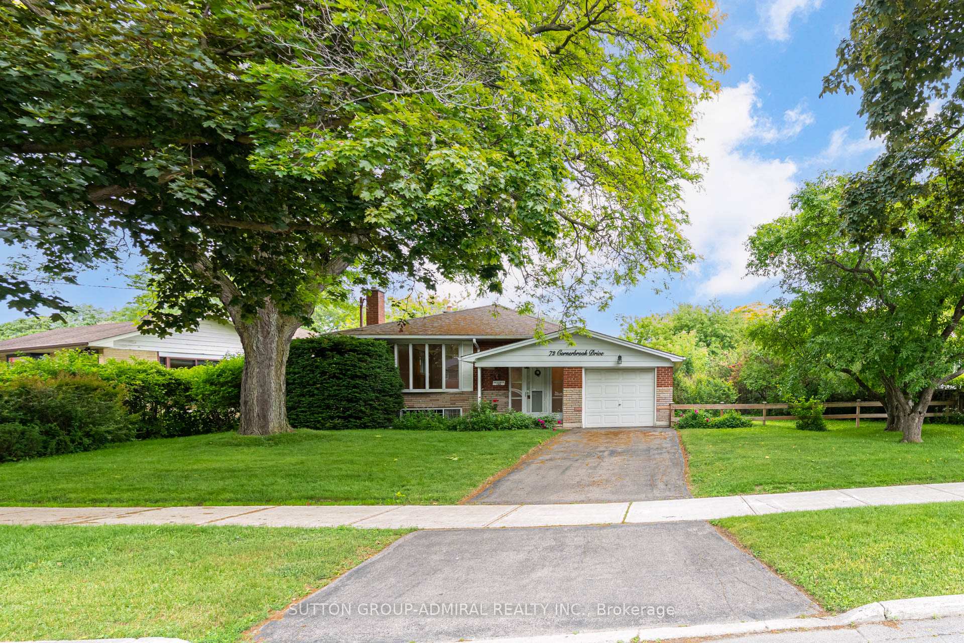 72 Cornerbrook Drive, Toronto, ON M3A 1H7