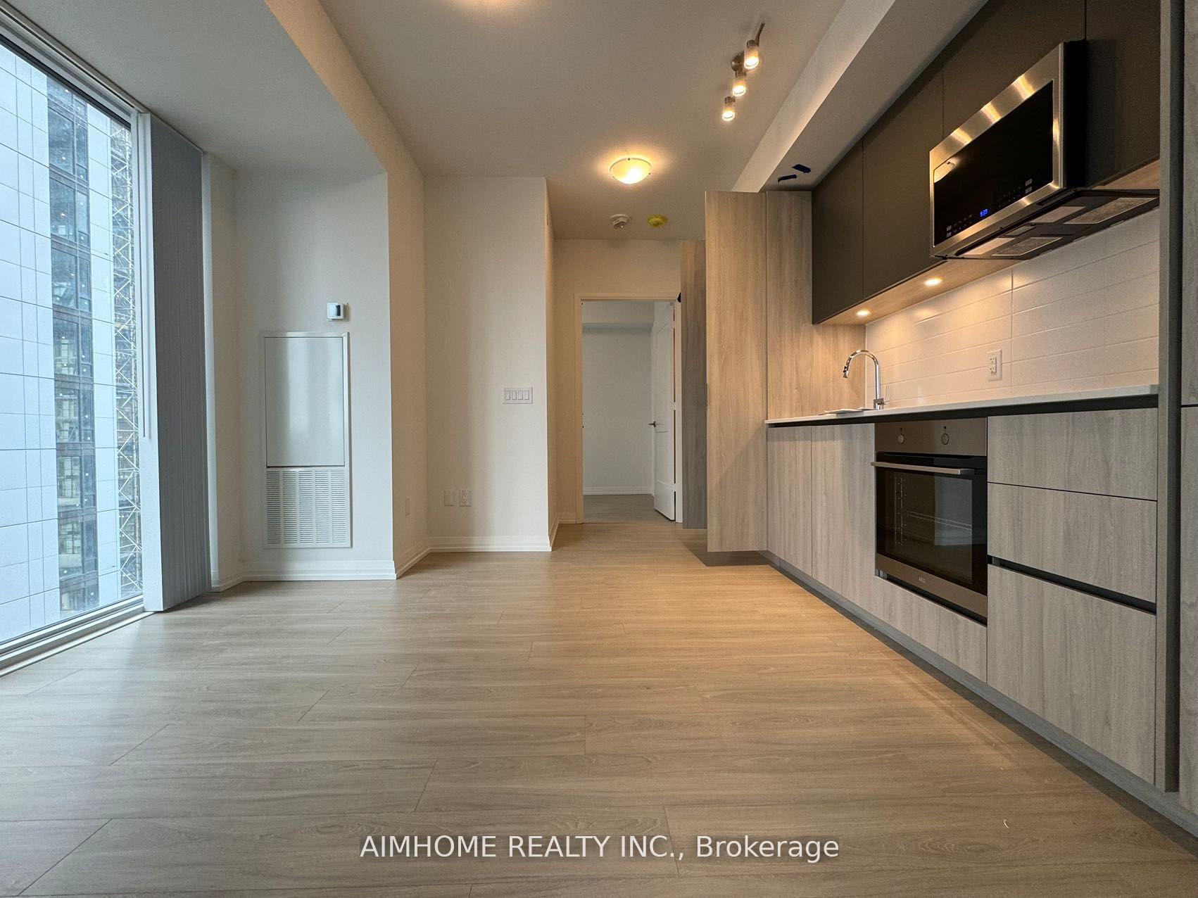 8 Widmer Street 2903, Toronto, ON M5V 0W6