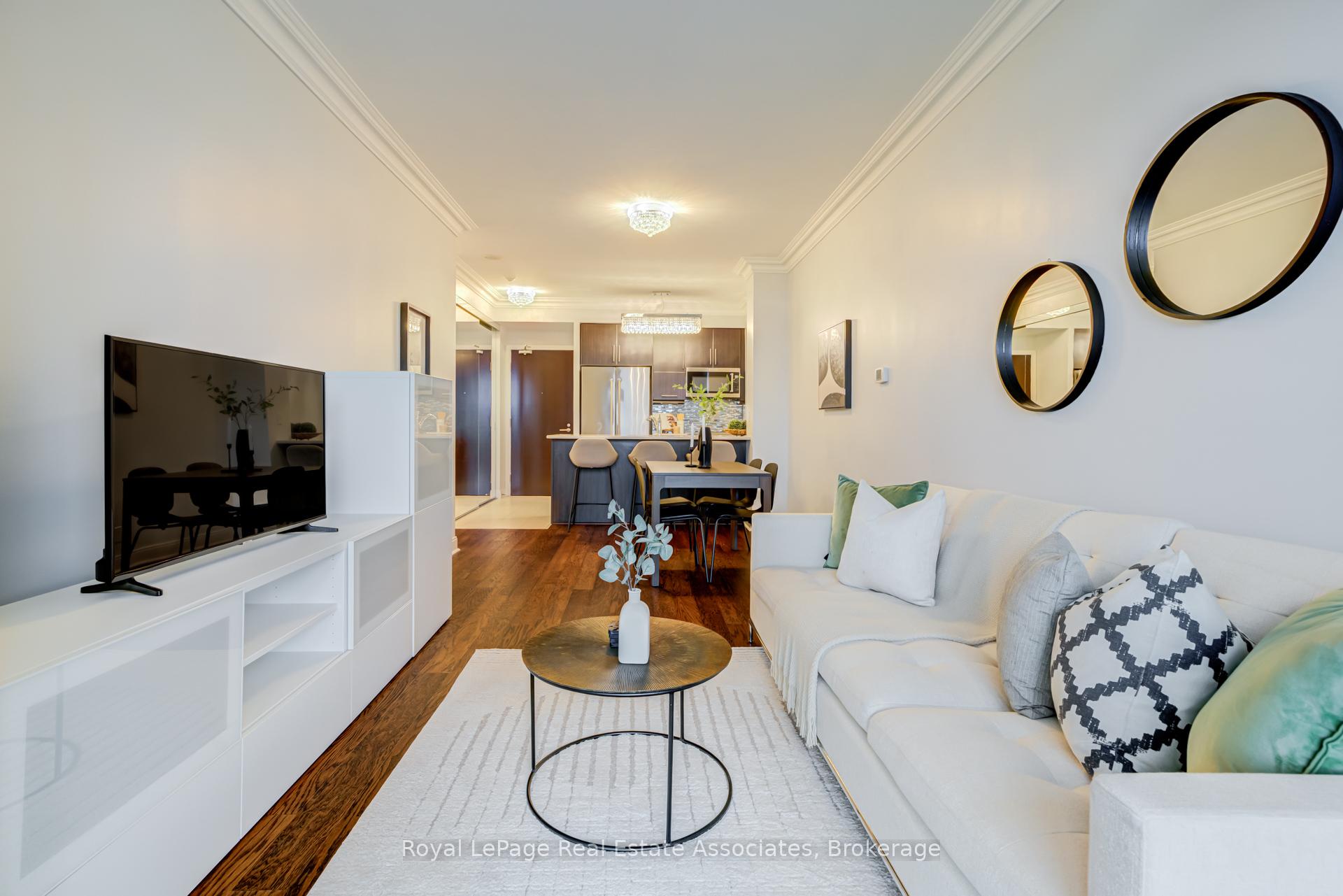 825 Church Street 610, Toronto, ON M4W 3Z4