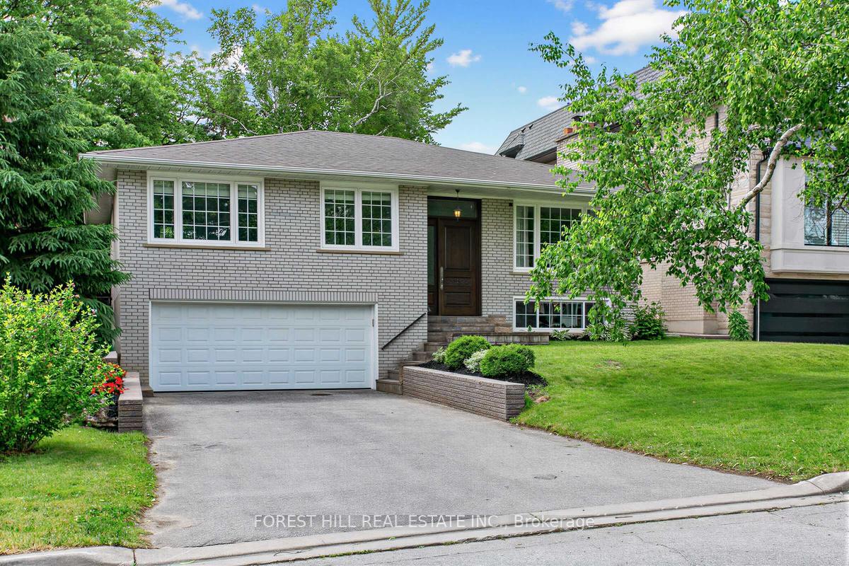 46 Viamede Crescent, Toronto, ON M2K 2A8
