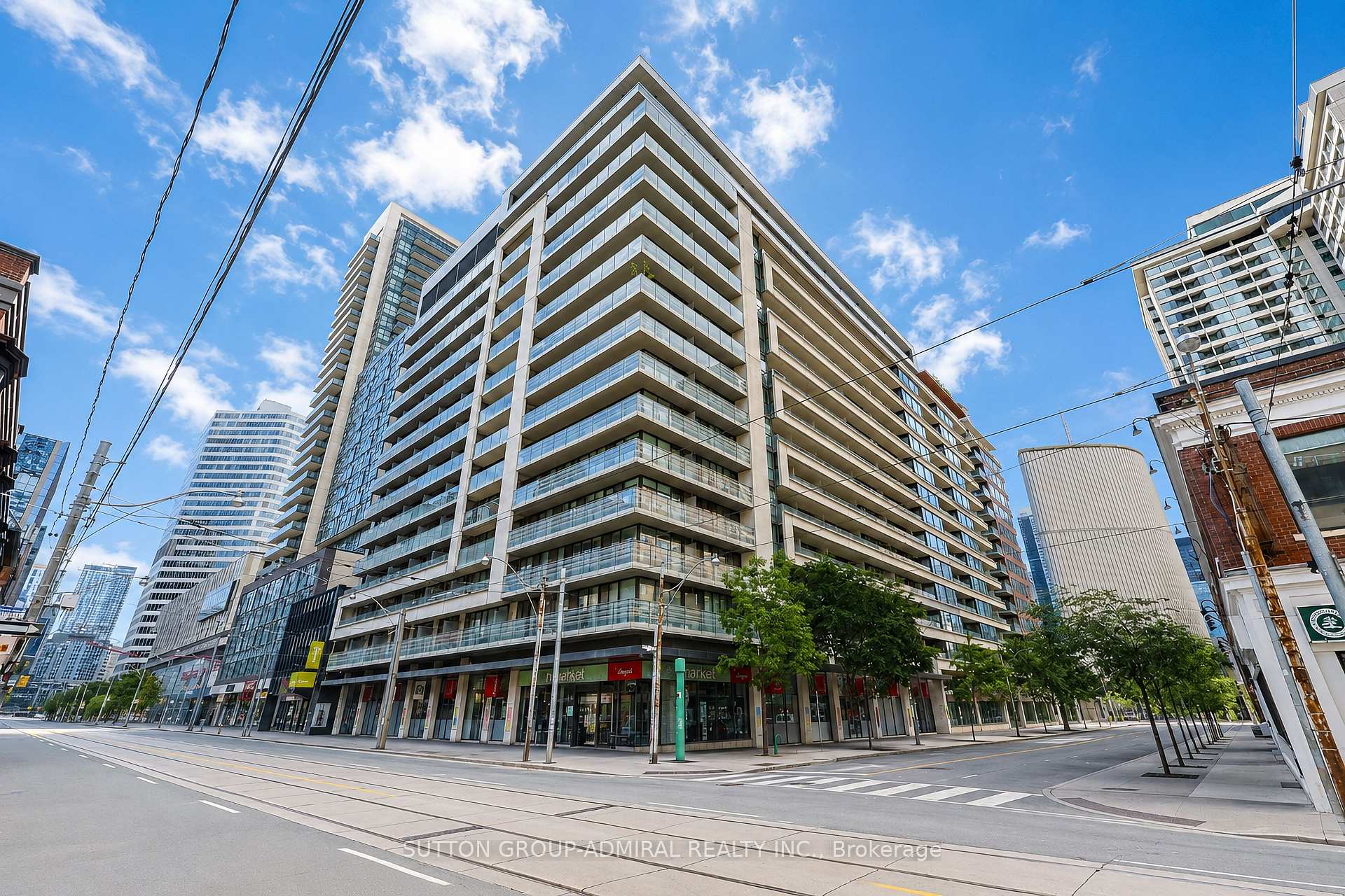 111 Elizabeth Street 905, Toronto, ON M5G 1P7