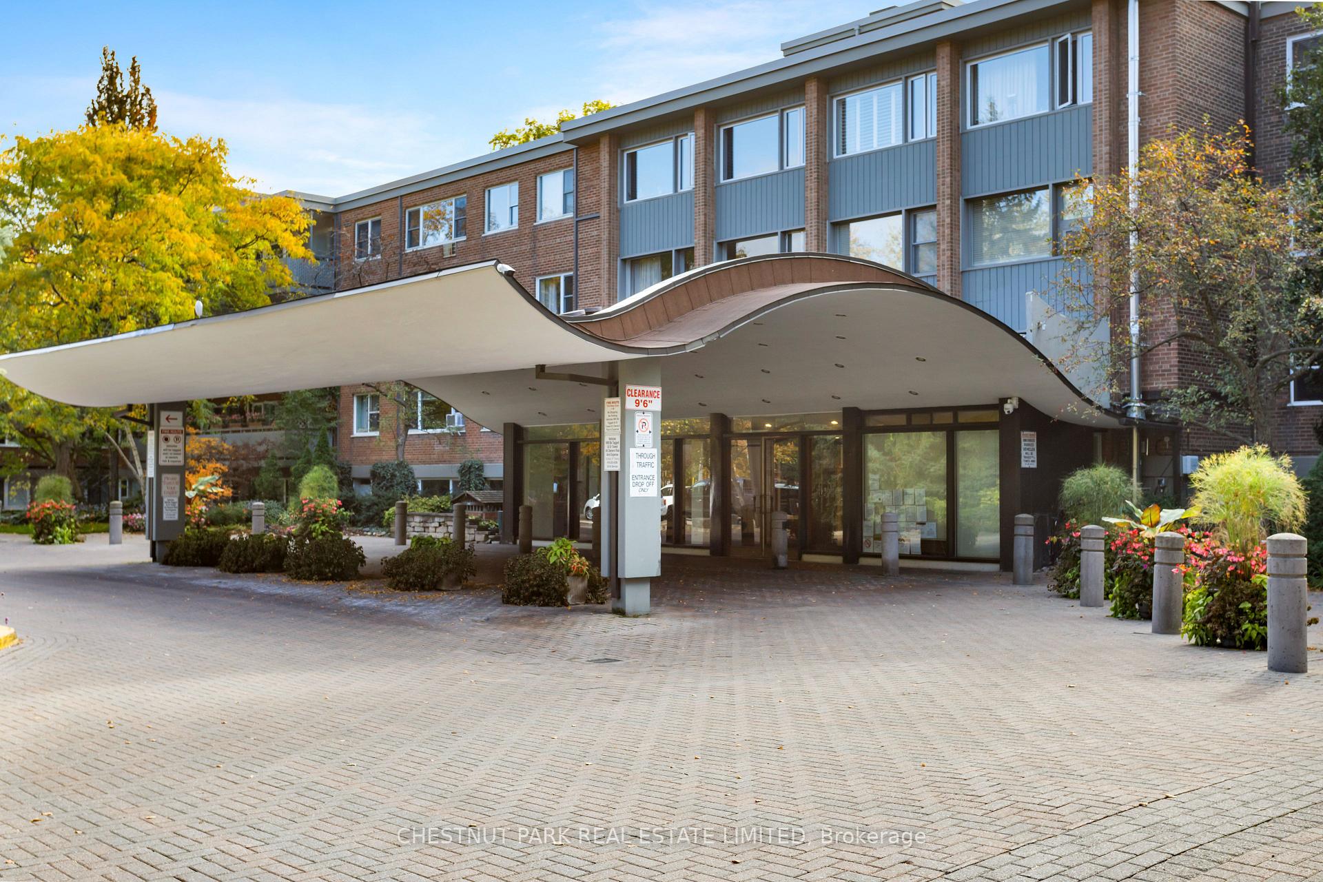 21 Dale Avenue 502, Toronto, ON M4W 1K3