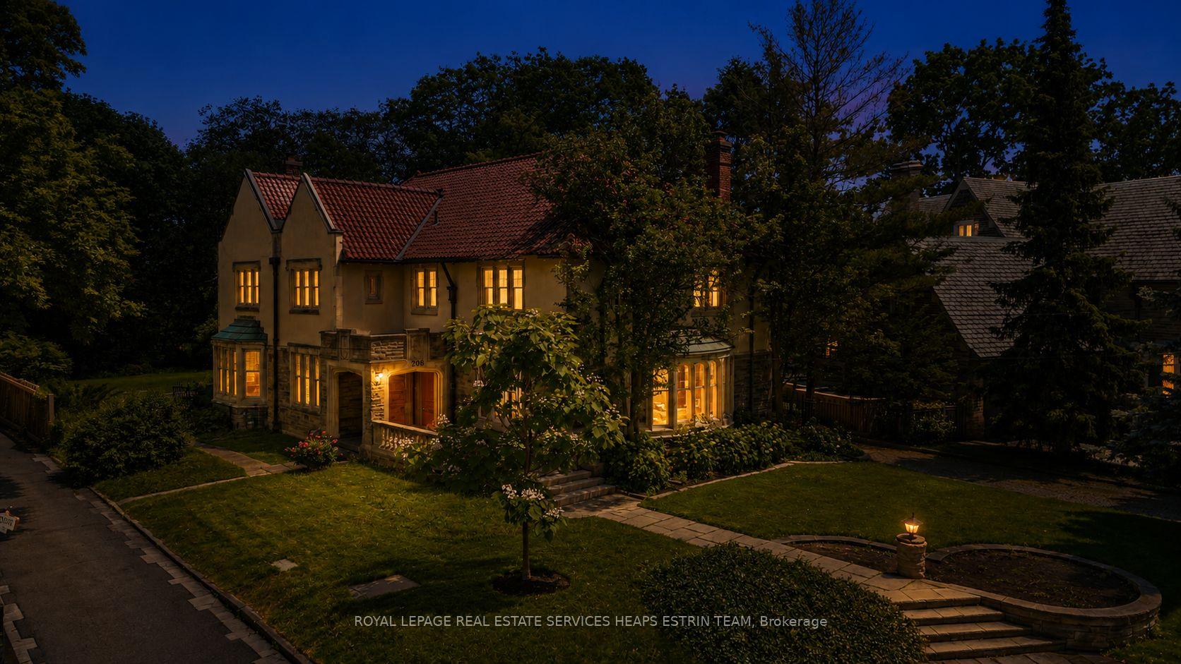 208 Roxborough Drive, Toronto, ON M4W 1X8